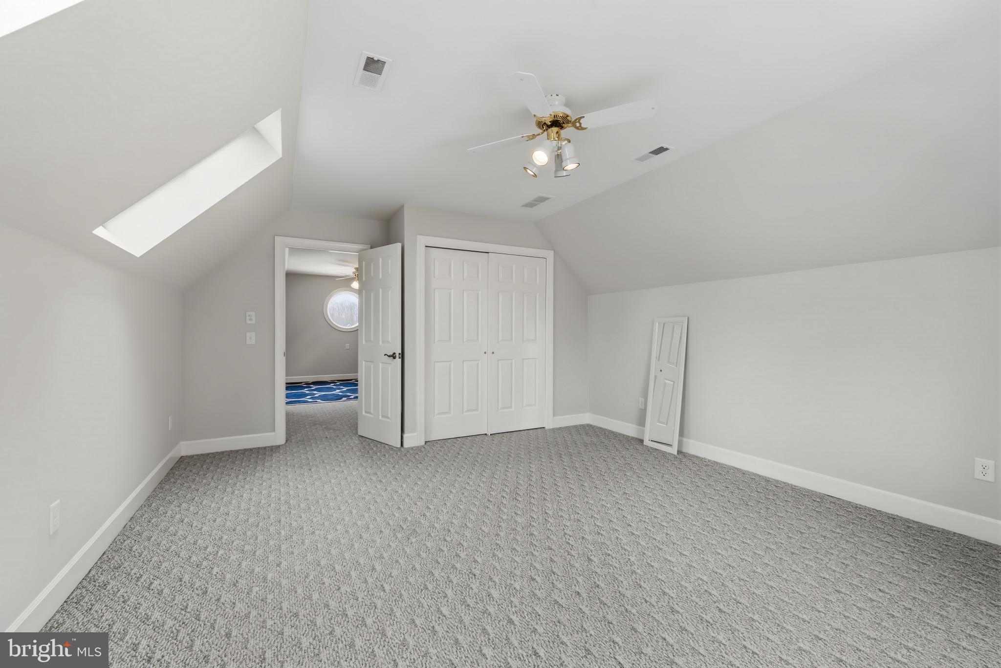 FOX RUN - Residential