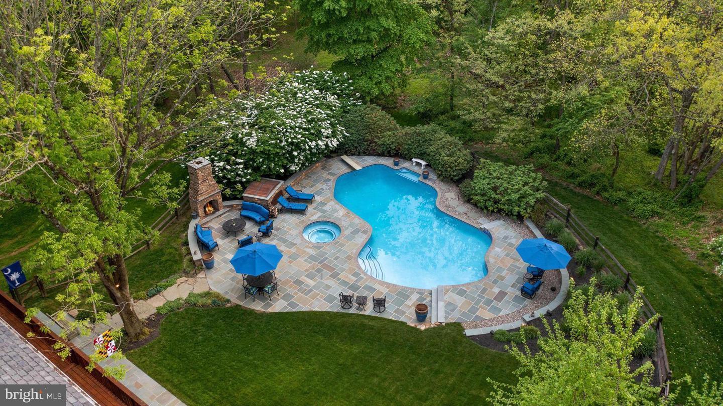 FOX RUN - Residential