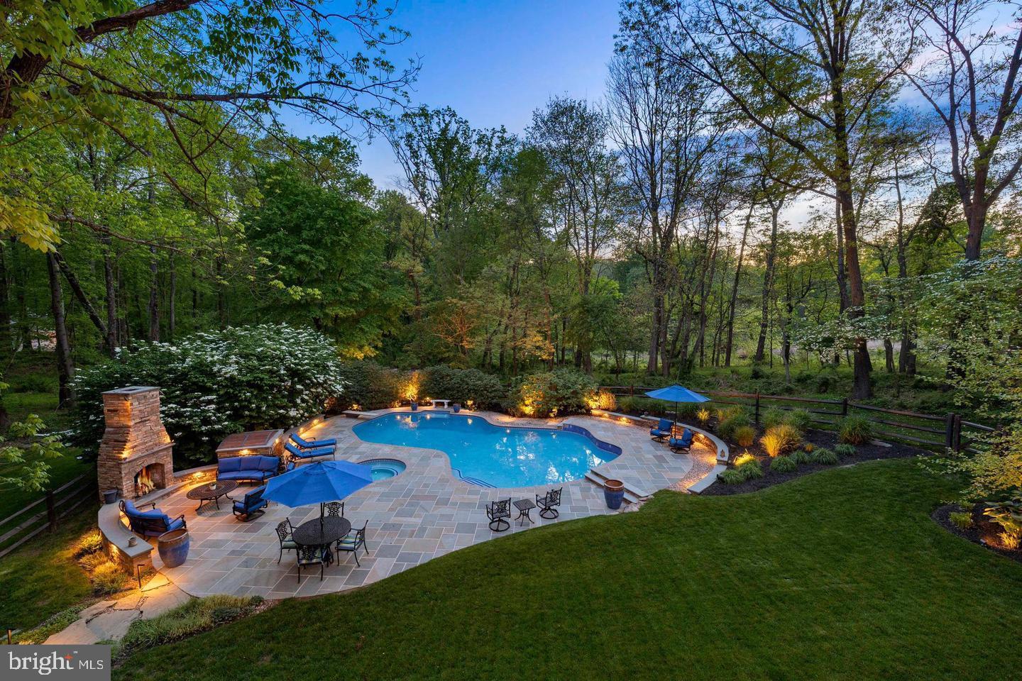 FOX RUN - Residential