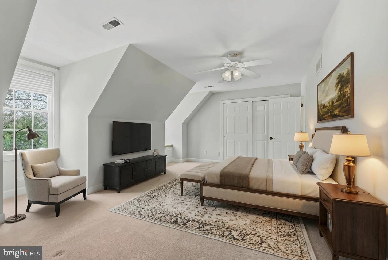 FOX RUN - Residential