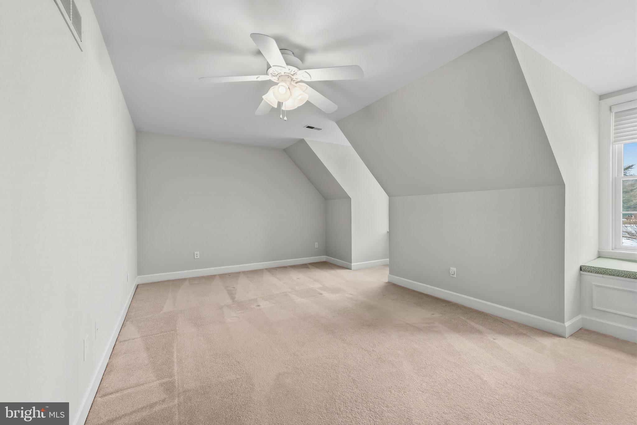 FOX RUN - Residential