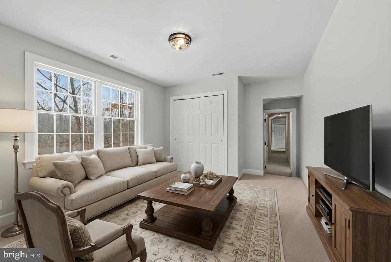 FOX RUN - Residential