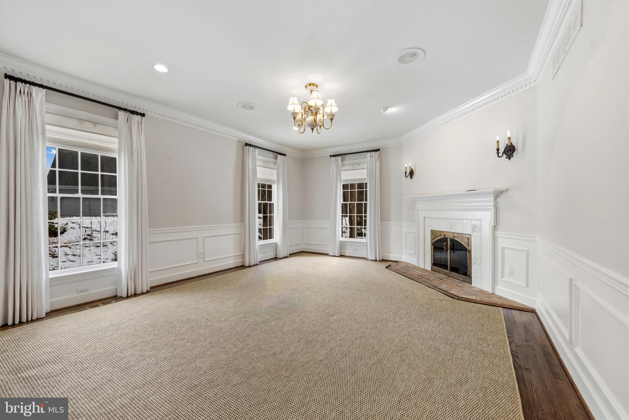 FOX RUN - Residential