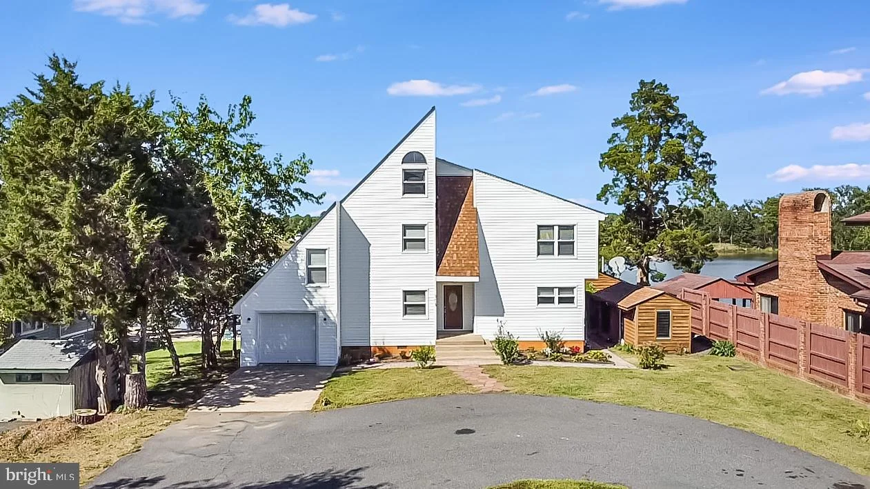 101 Avalon Drive, Colonial Beach, VA 22443