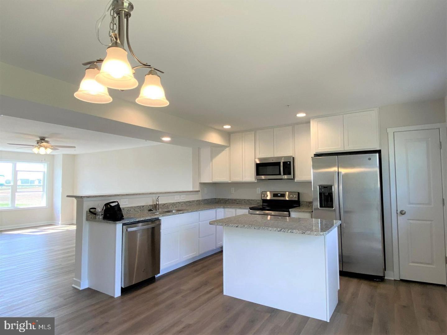 HERITAGE HILLS - Residential Lease