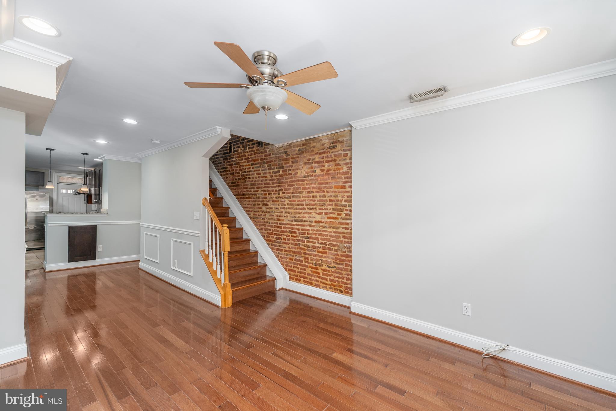 518 SCOTT STREET