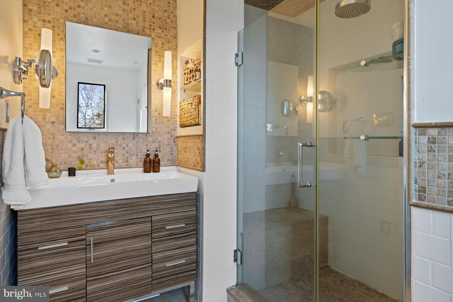 INGHAM MEWS - Residential Lease