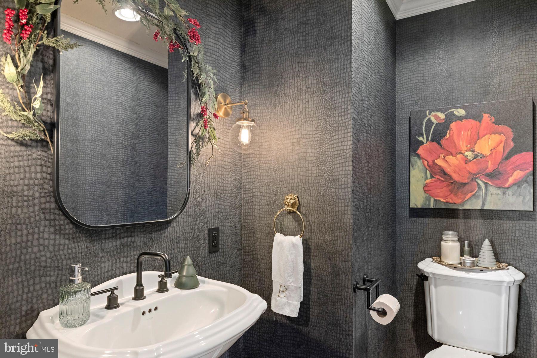 INGHAM MEWS - Residential Lease