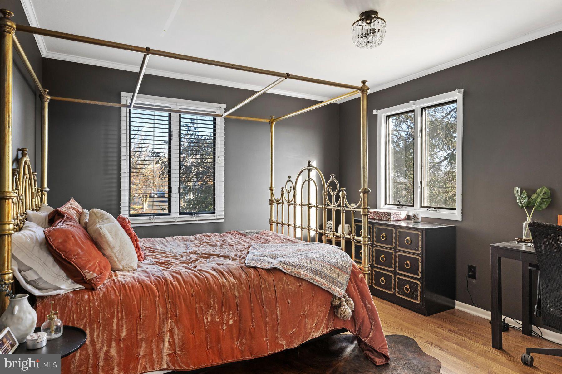 INGHAM MEWS - Residential Lease