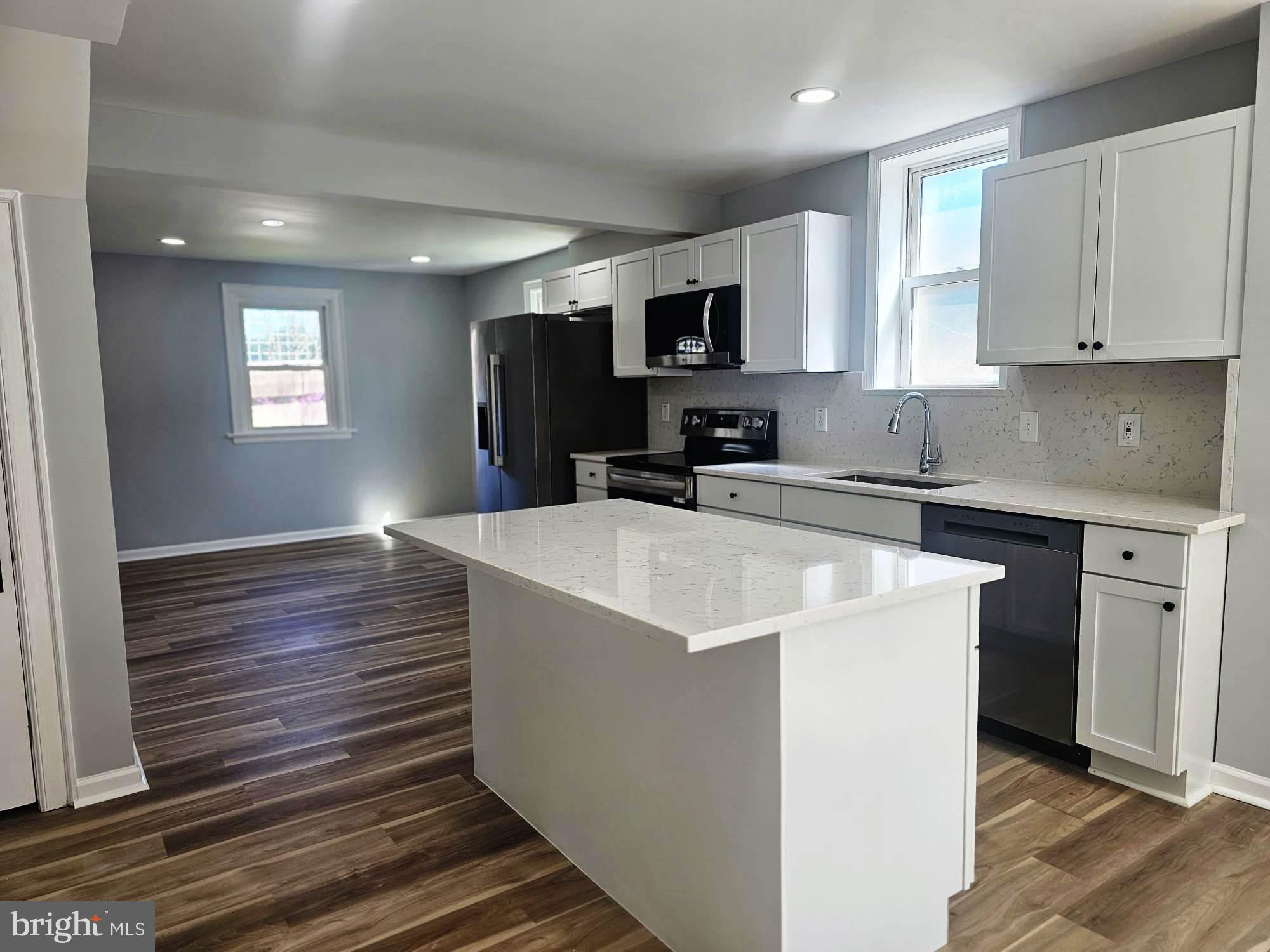 AURORA HILLS - Residential Lease