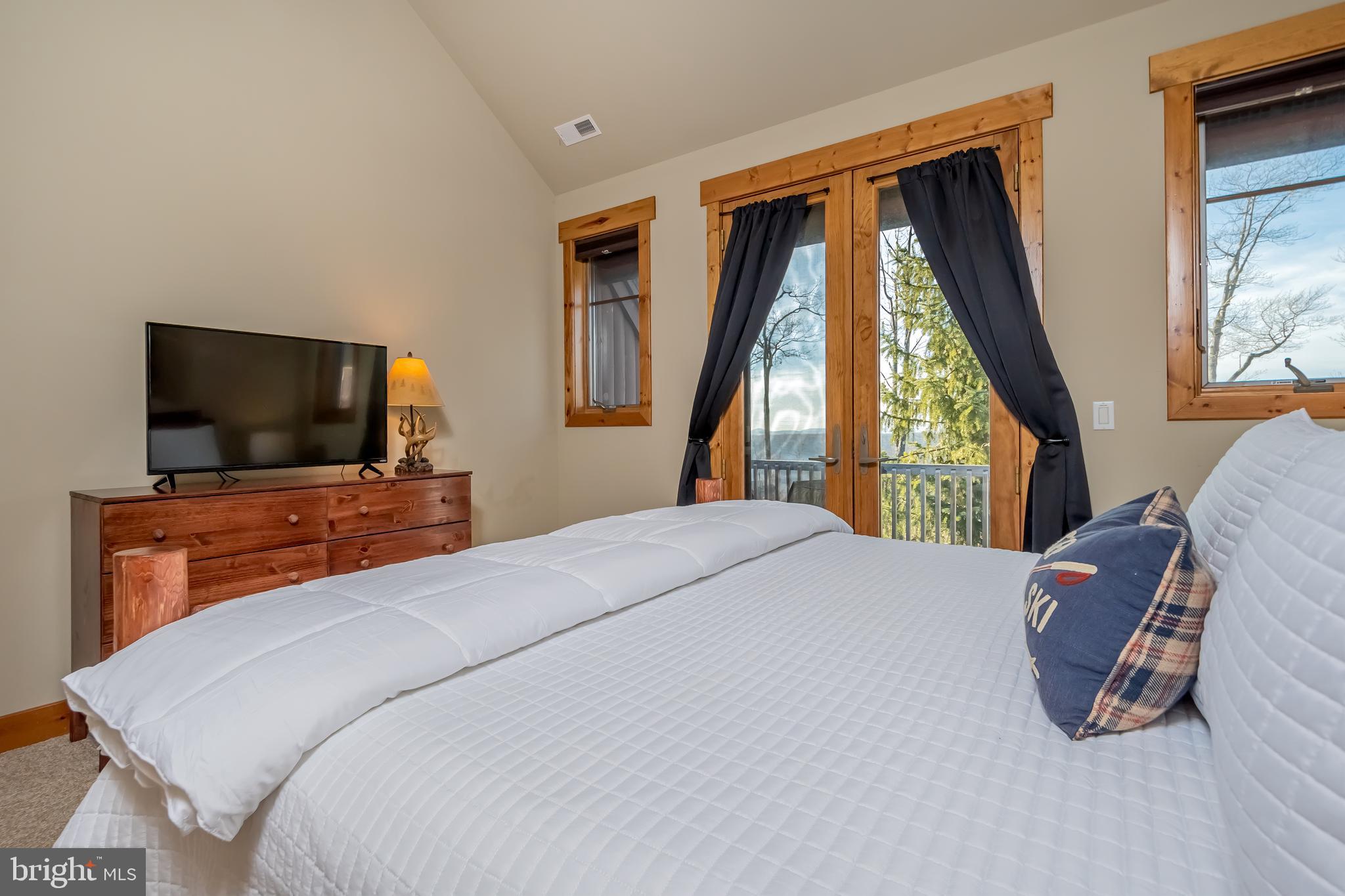 NORTH CAMP - Residential