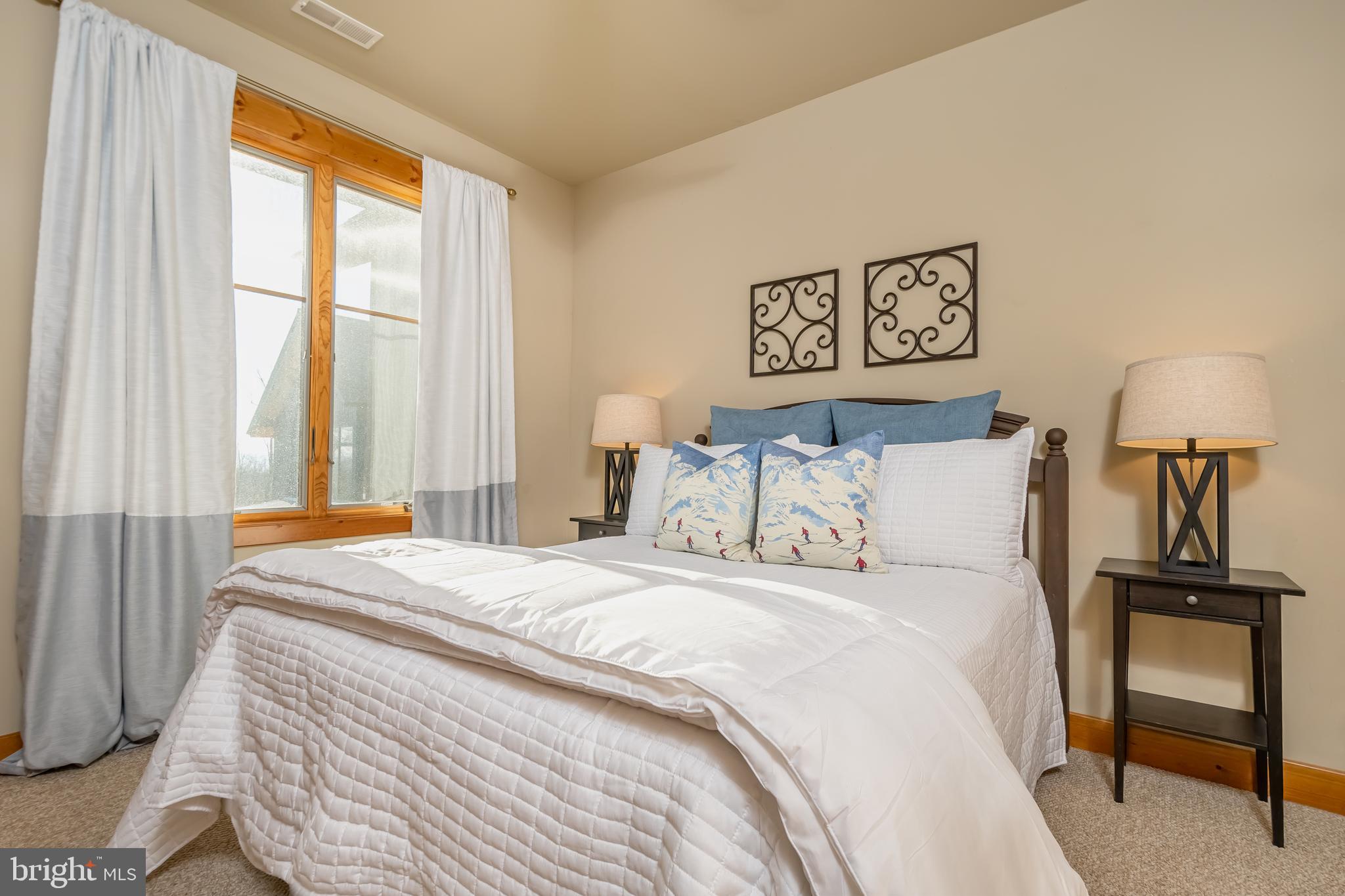 NORTH CAMP - Residential