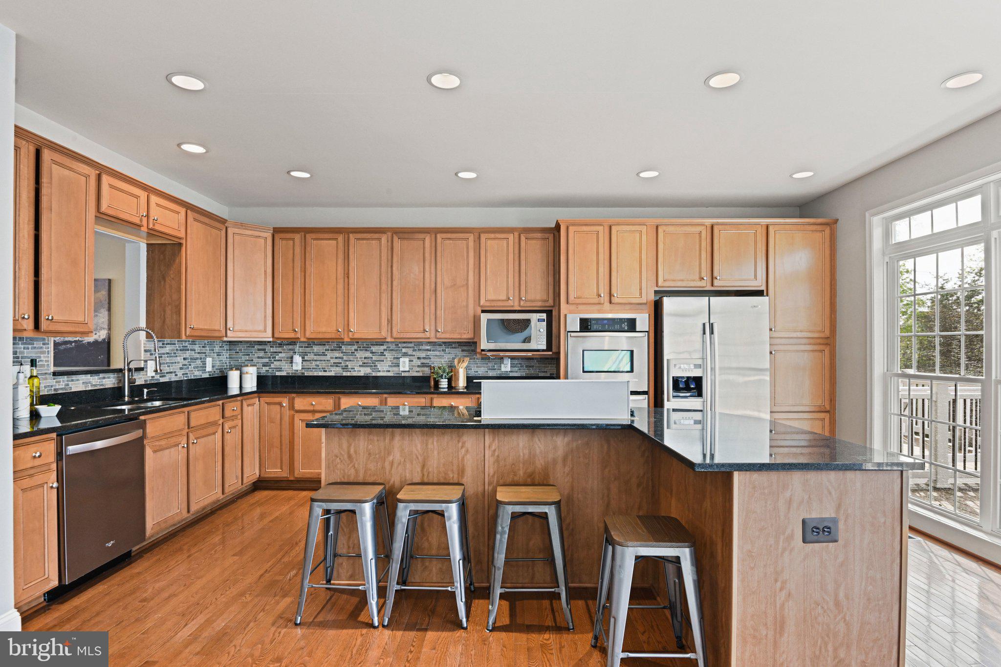 BRADDOCK CORNER - Residential