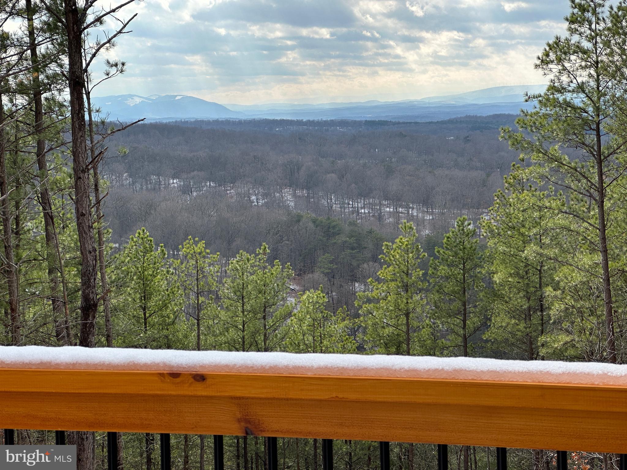 BLUFFS ON THE POTOMAC - Residential