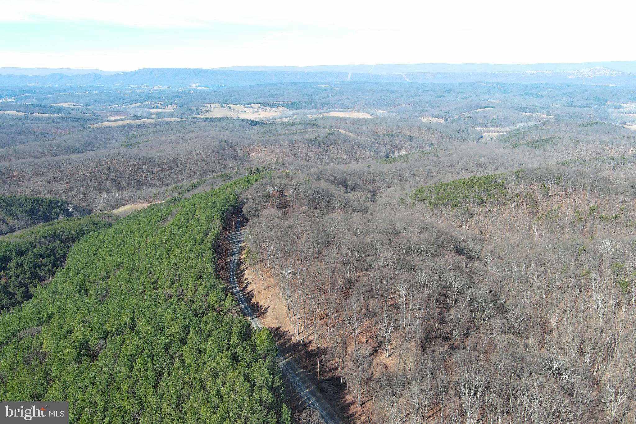 BLUFFS ON THE POTOMAC - Residential
