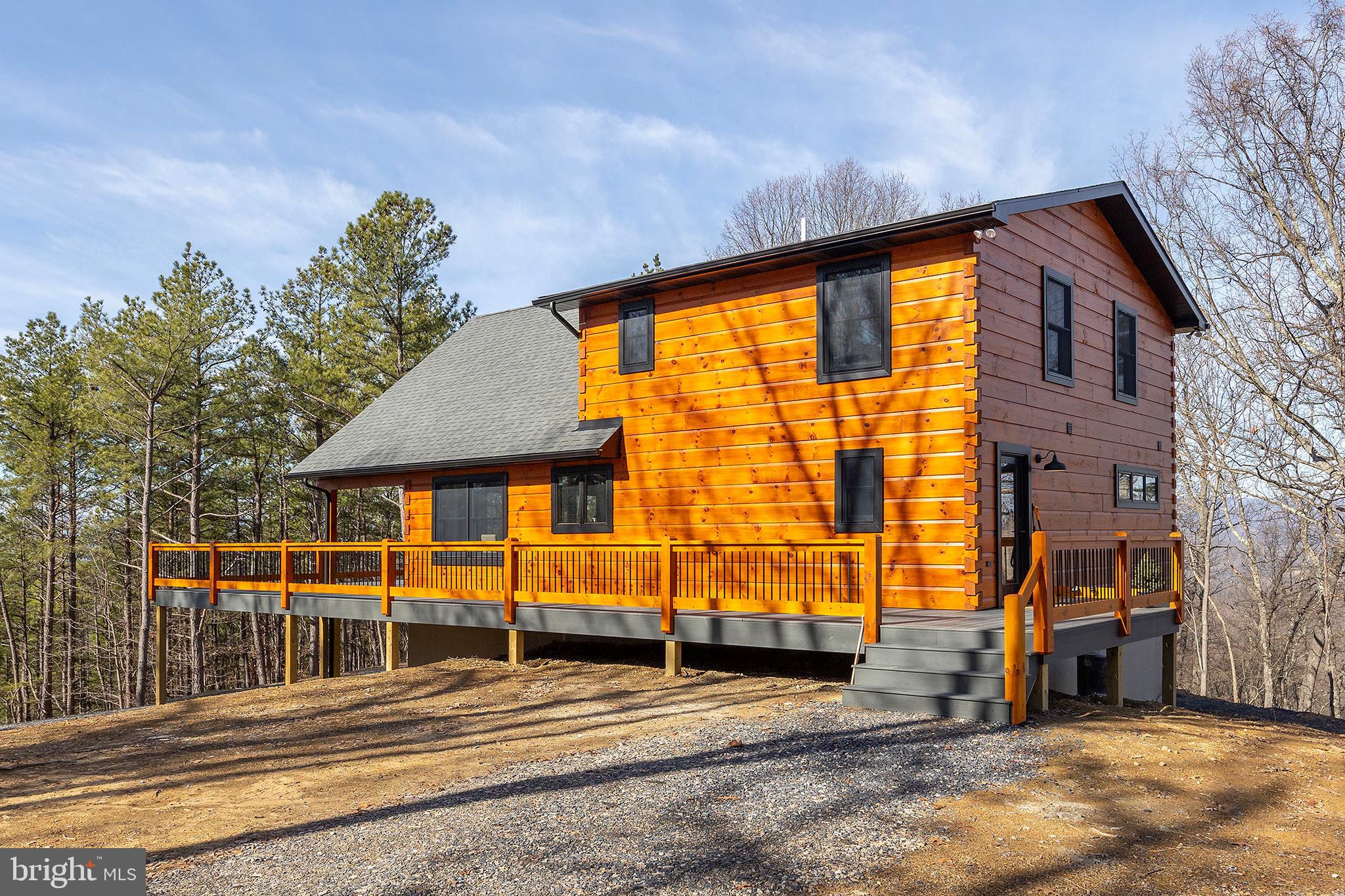 BLUFFS ON THE POTOMAC - Residential