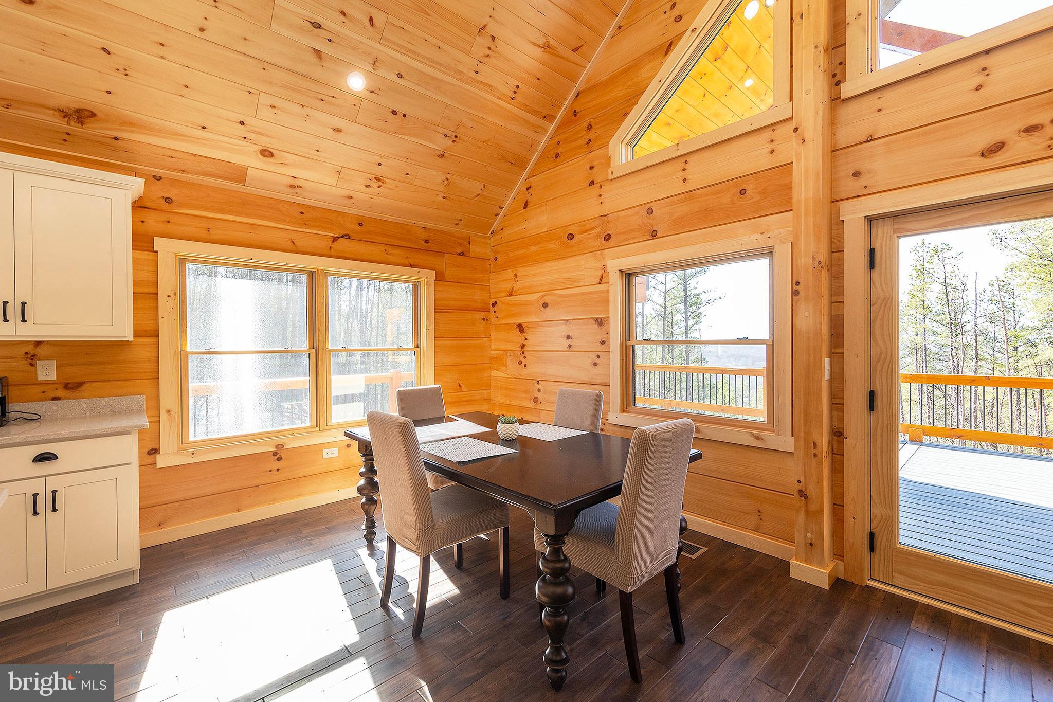 BLUFFS ON THE POTOMAC - Residential