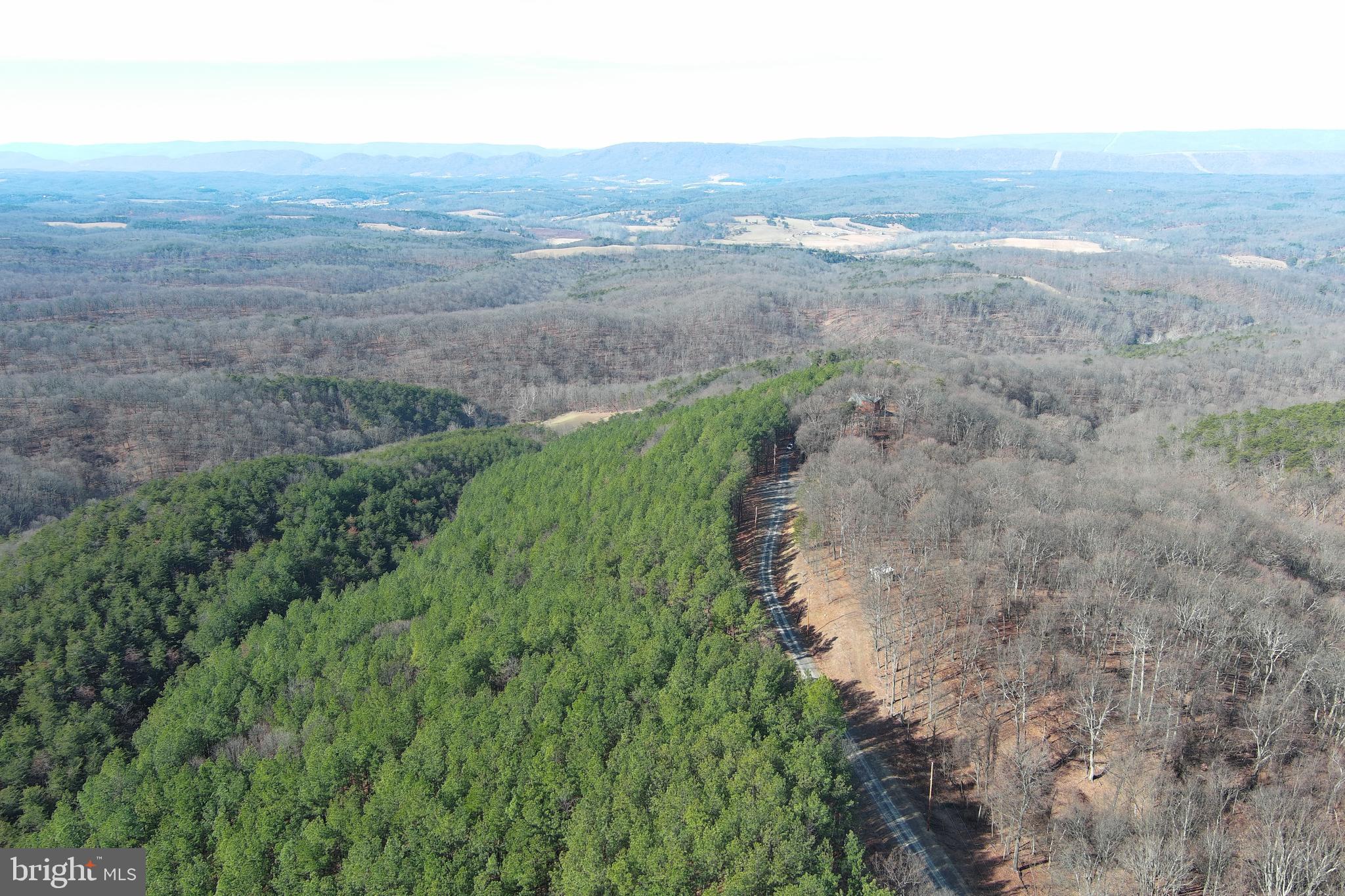 BLUFFS ON THE POTOMAC - Residential