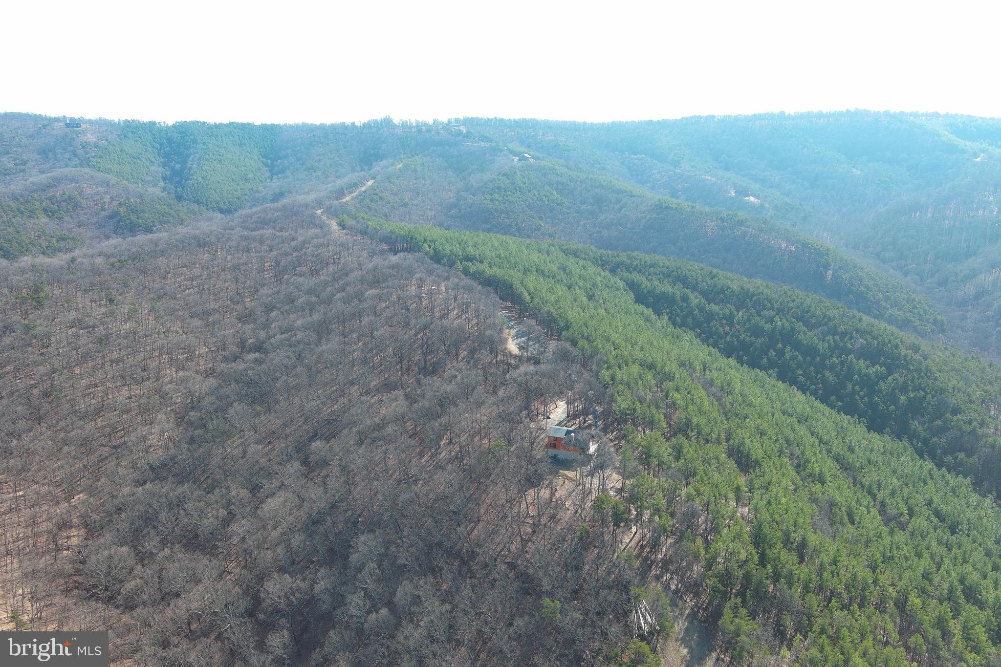 BLUFFS ON THE POTOMAC - Residential