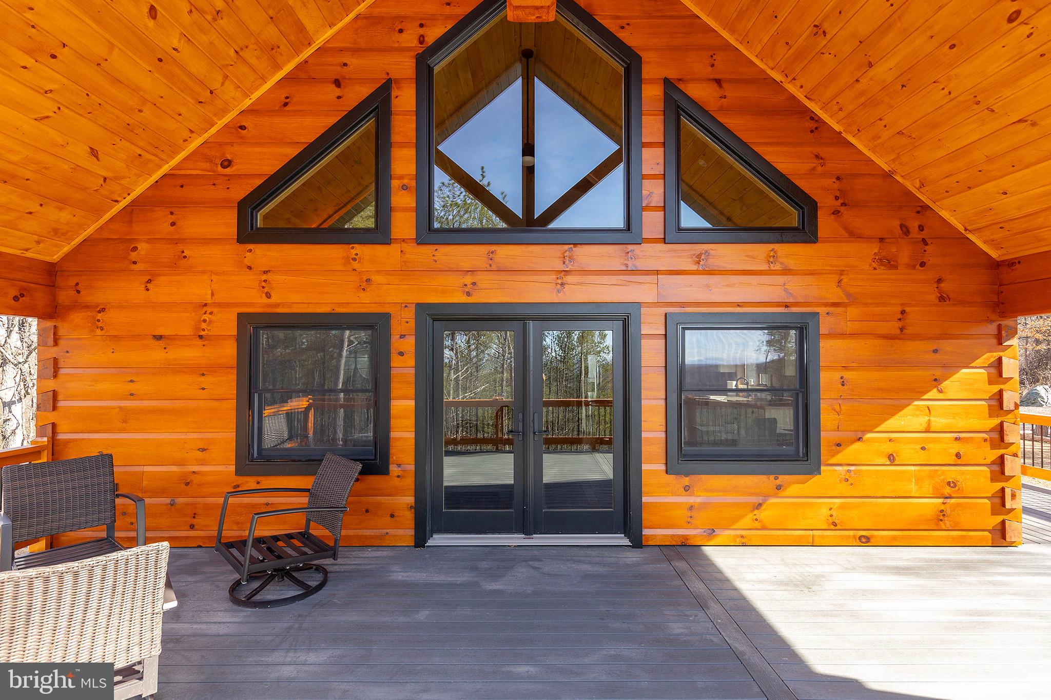 BLUFFS ON THE POTOMAC - Residential