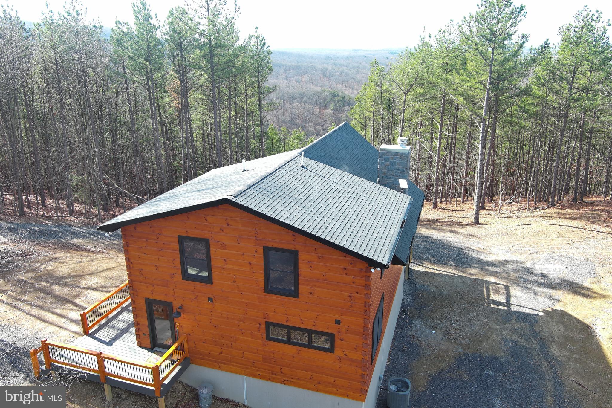 BLUFFS ON THE POTOMAC - Residential