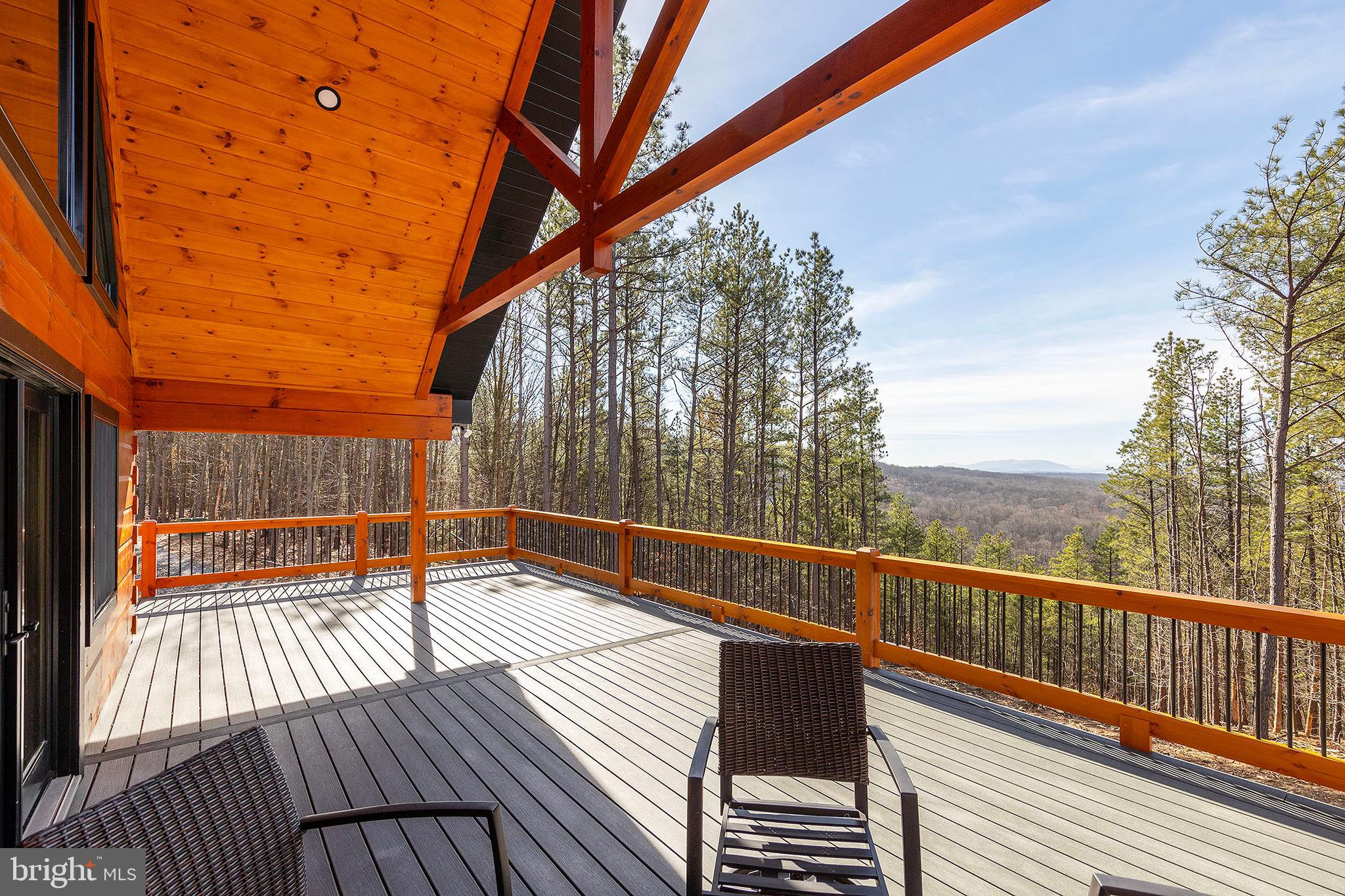 BLUFFS ON THE POTOMAC - Residential
