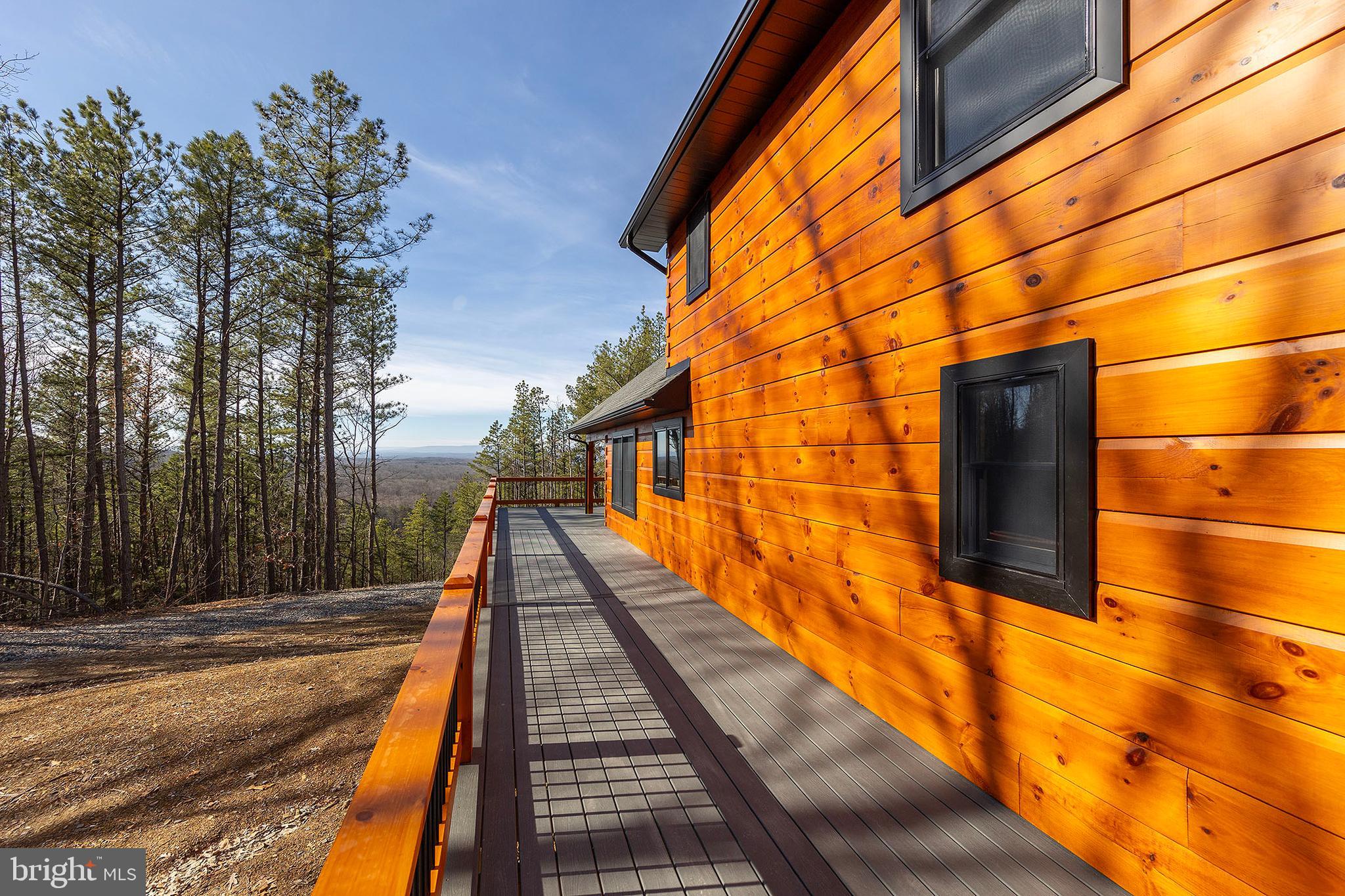 BLUFFS ON THE POTOMAC - Residential