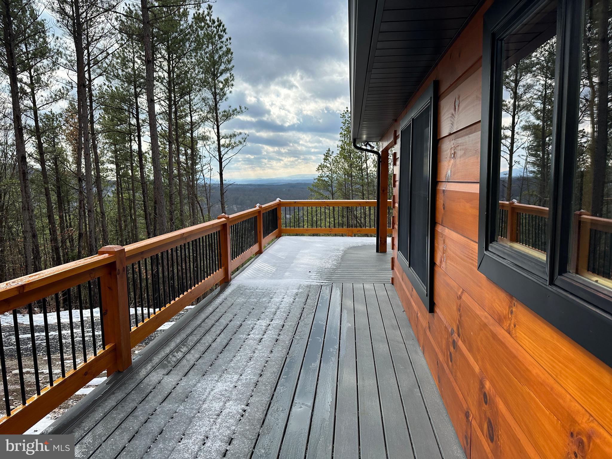 BLUFFS ON THE POTOMAC - Residential