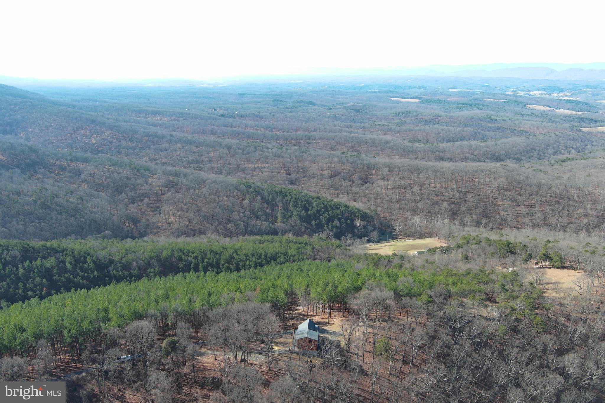 BLUFFS ON THE POTOMAC - Residential