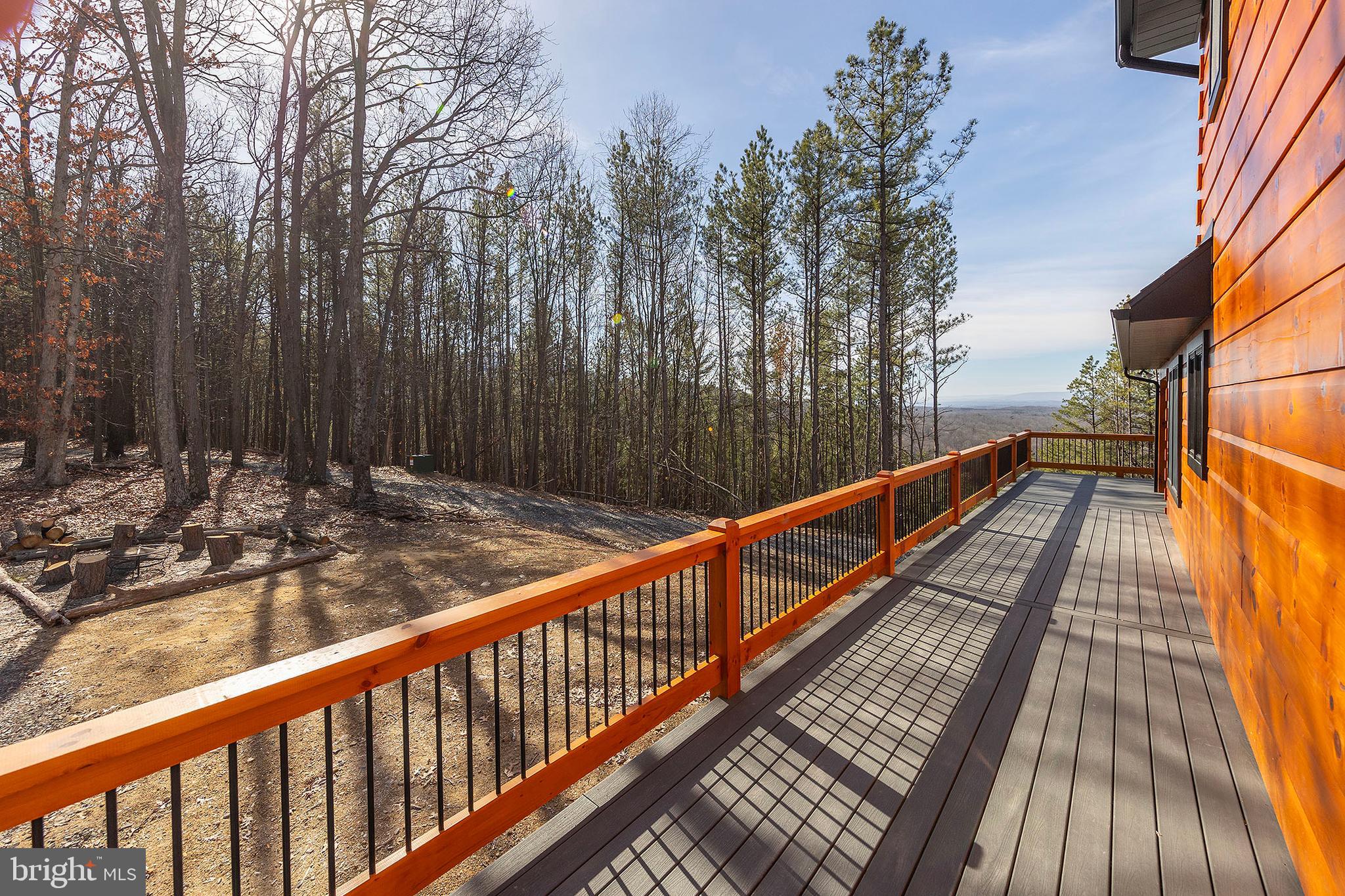 BLUFFS ON THE POTOMAC - Residential