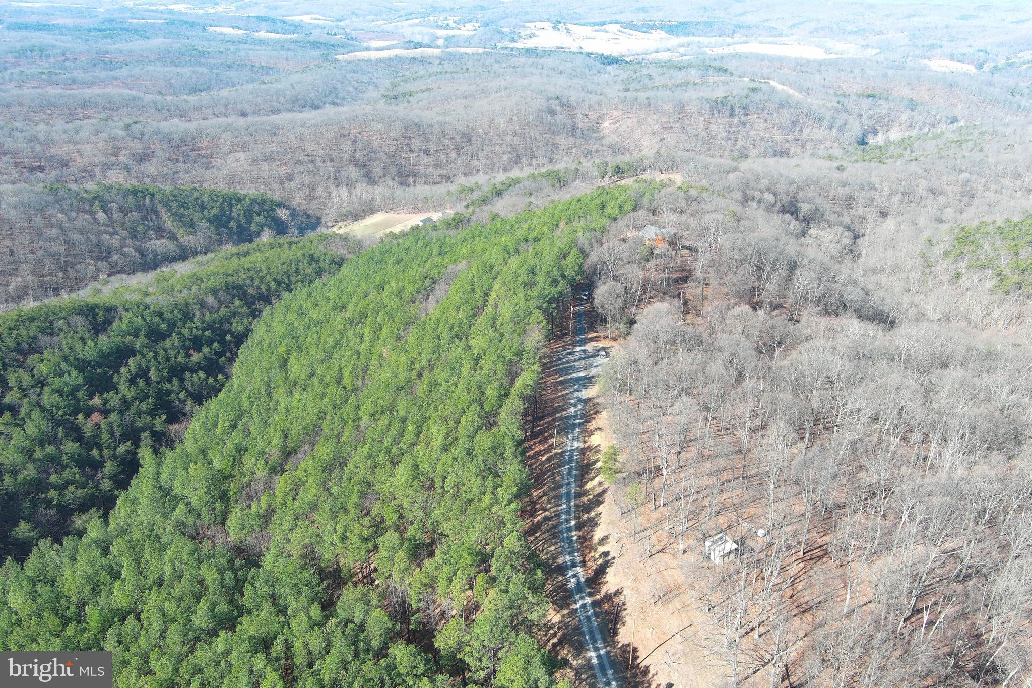 BLUFFS ON THE POTOMAC - Residential