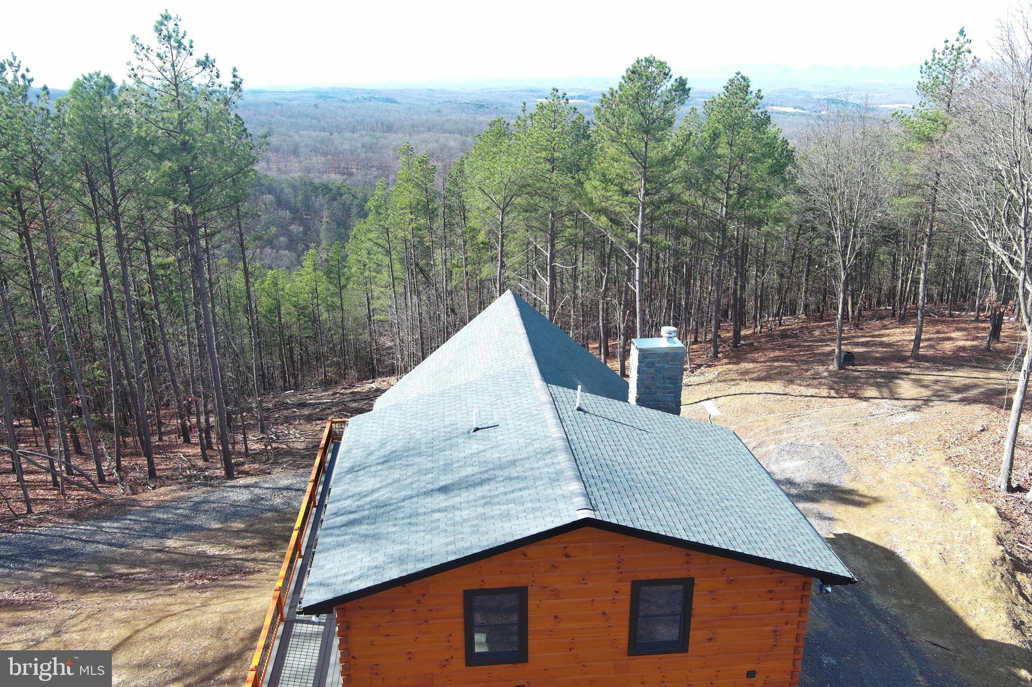 BLUFFS ON THE POTOMAC - Residential