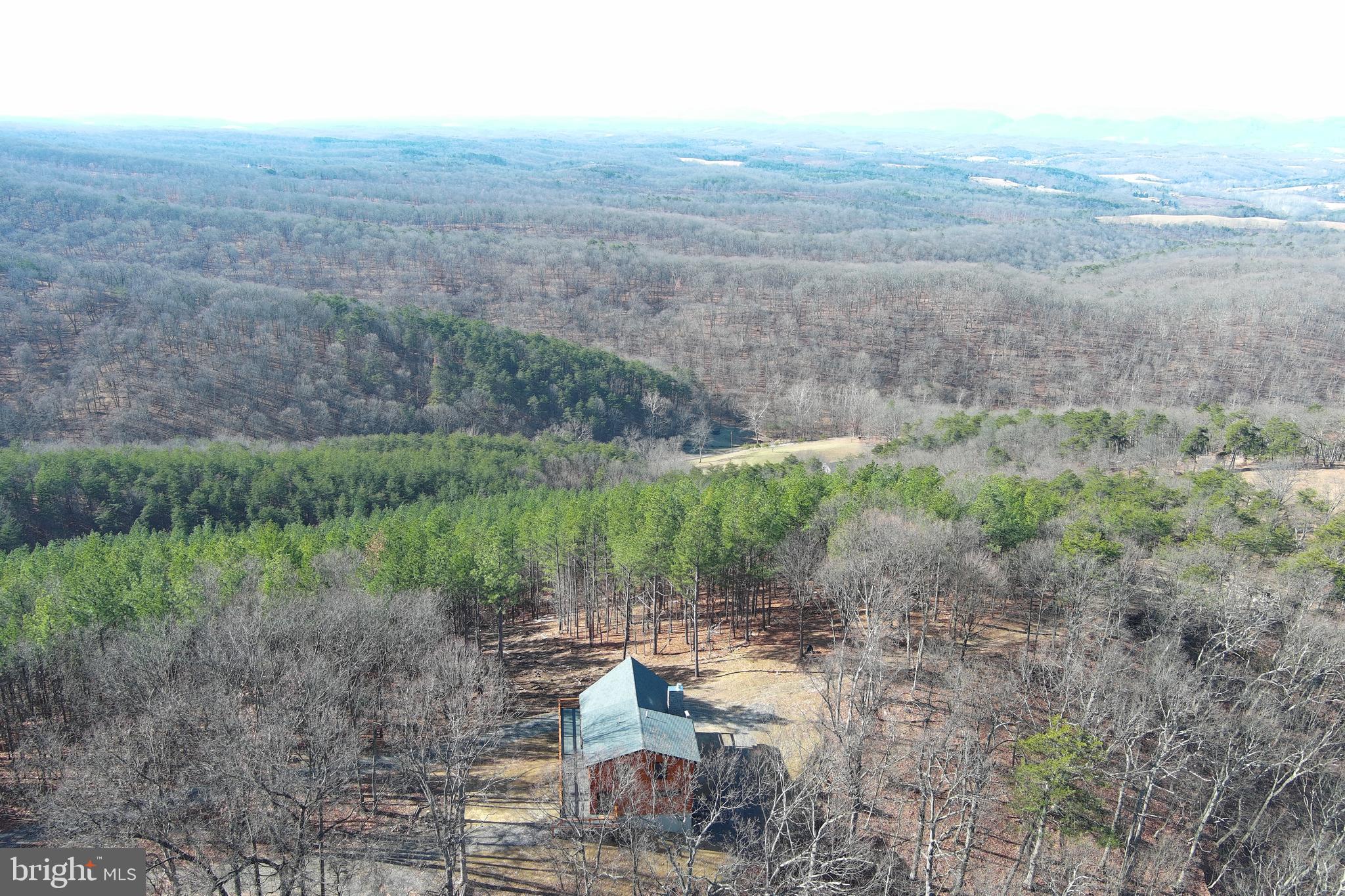 BLUFFS ON THE POTOMAC - Residential