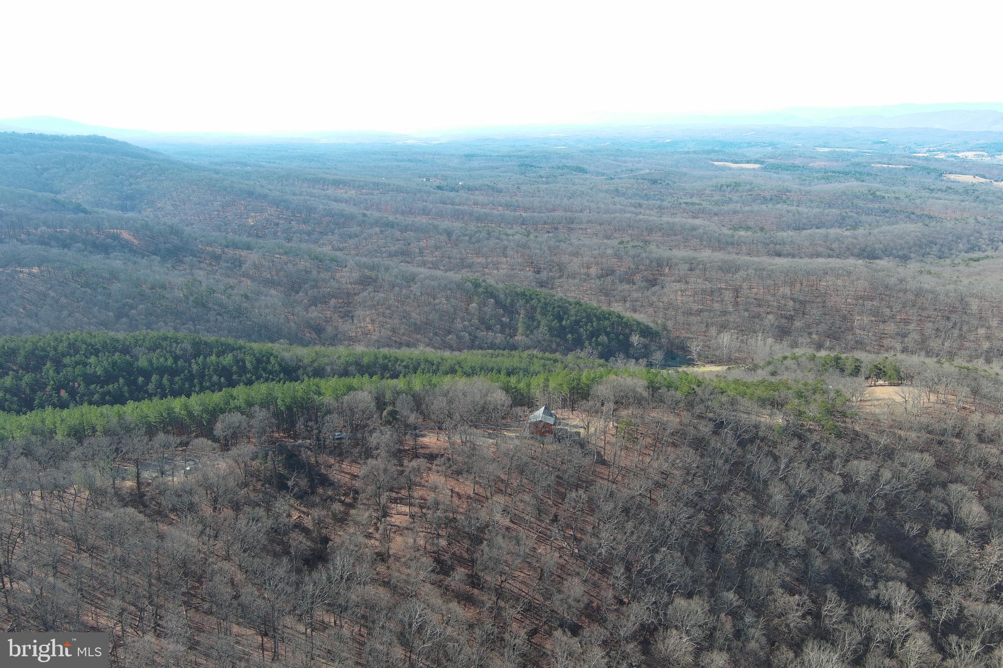 BLUFFS ON THE POTOMAC - Residential