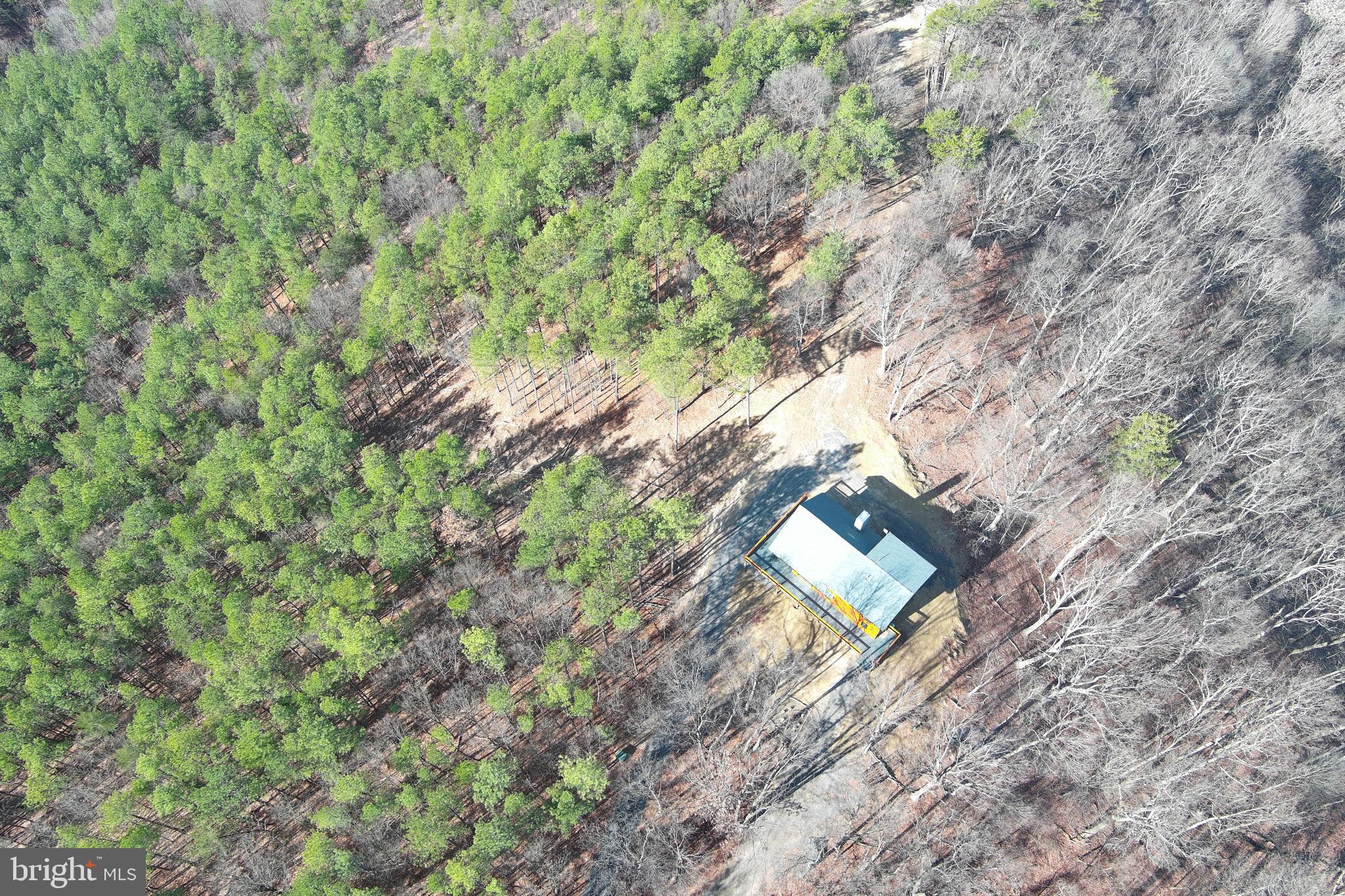 BLUFFS ON THE POTOMAC - Residential