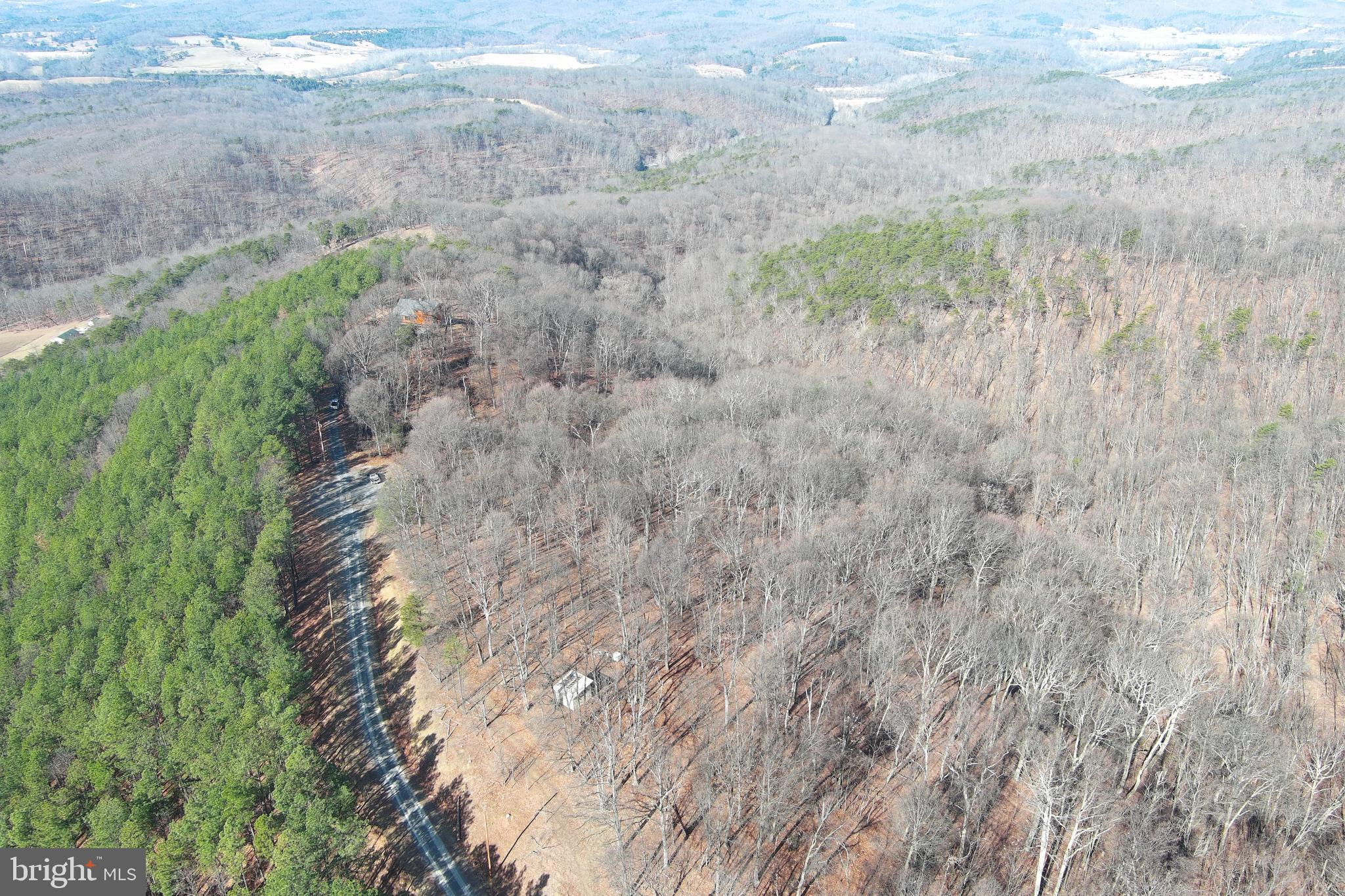 BLUFFS ON THE POTOMAC - Residential