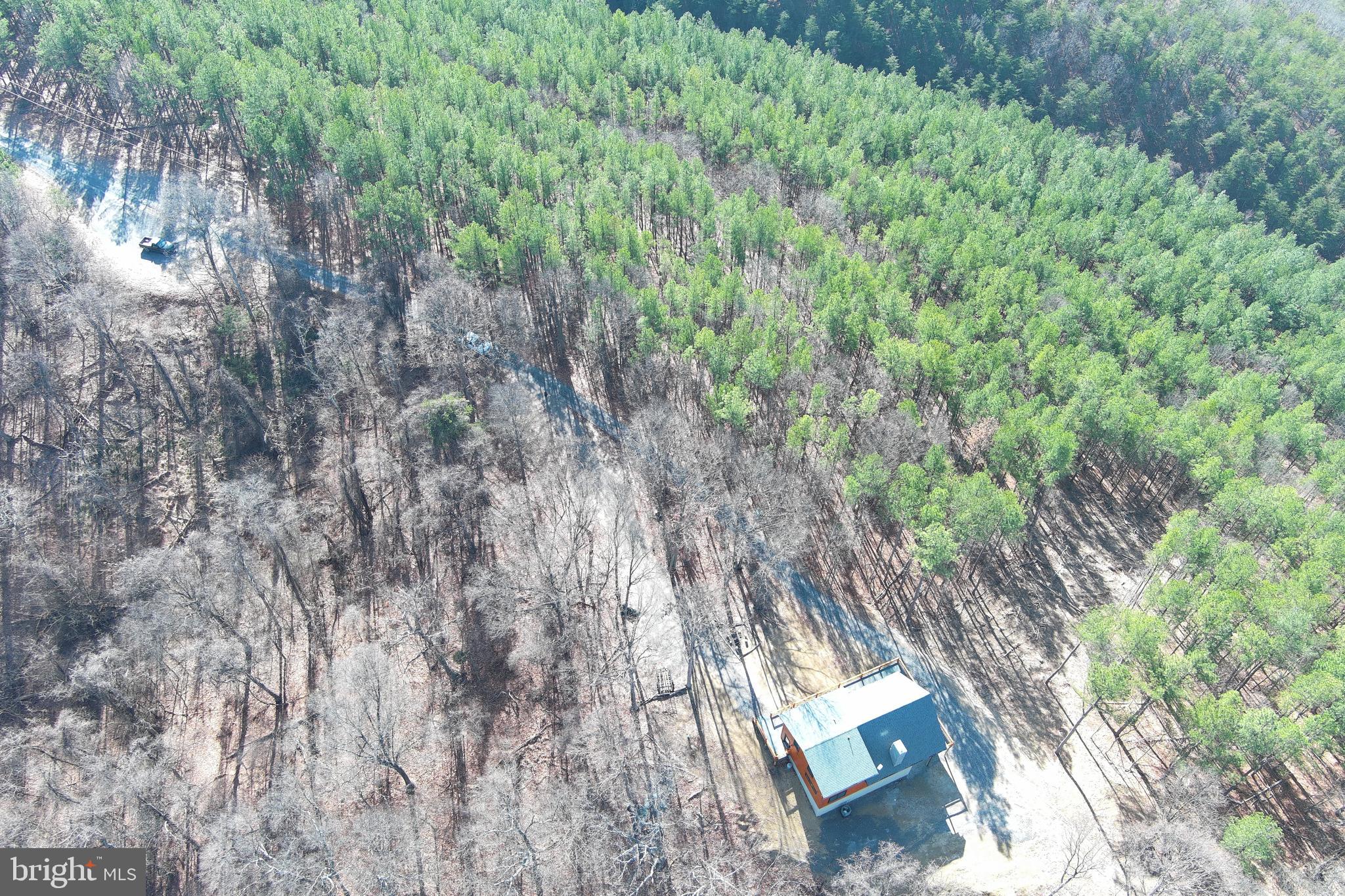 BLUFFS ON THE POTOMAC - Residential