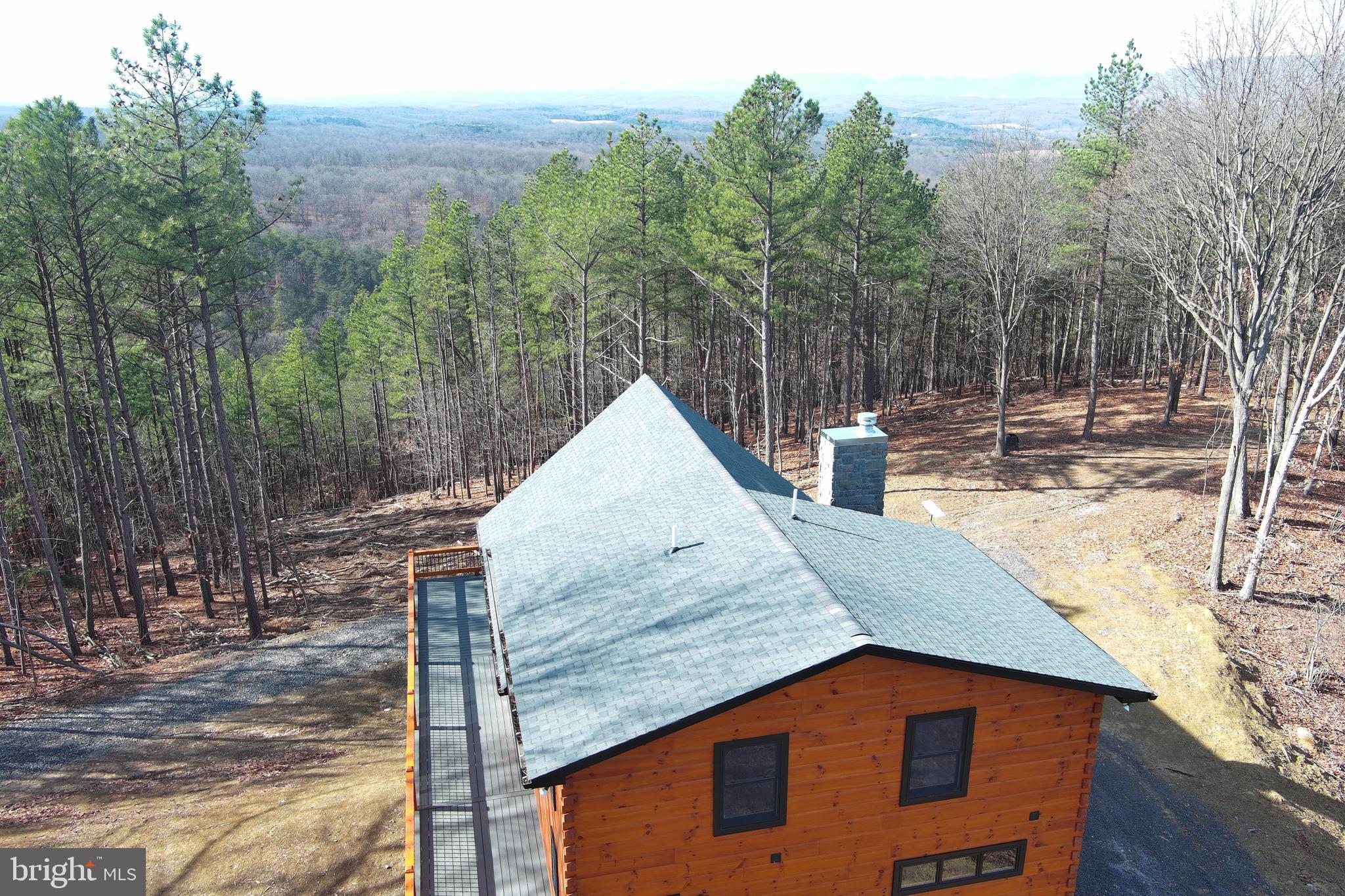 BLUFFS ON THE POTOMAC - Residential