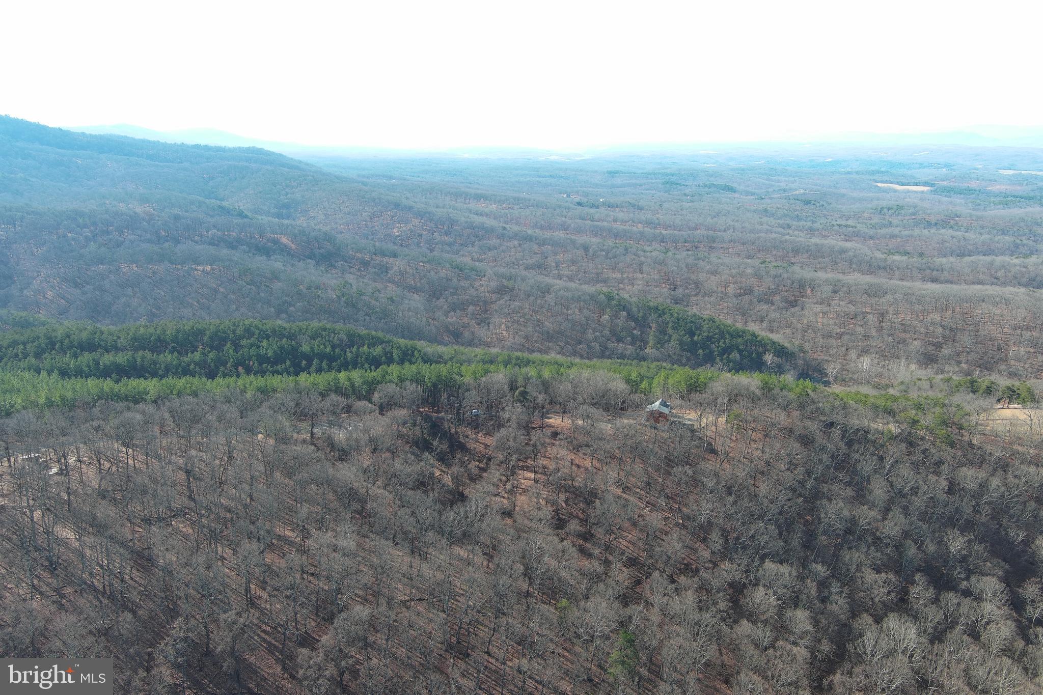 BLUFFS ON THE POTOMAC - Residential