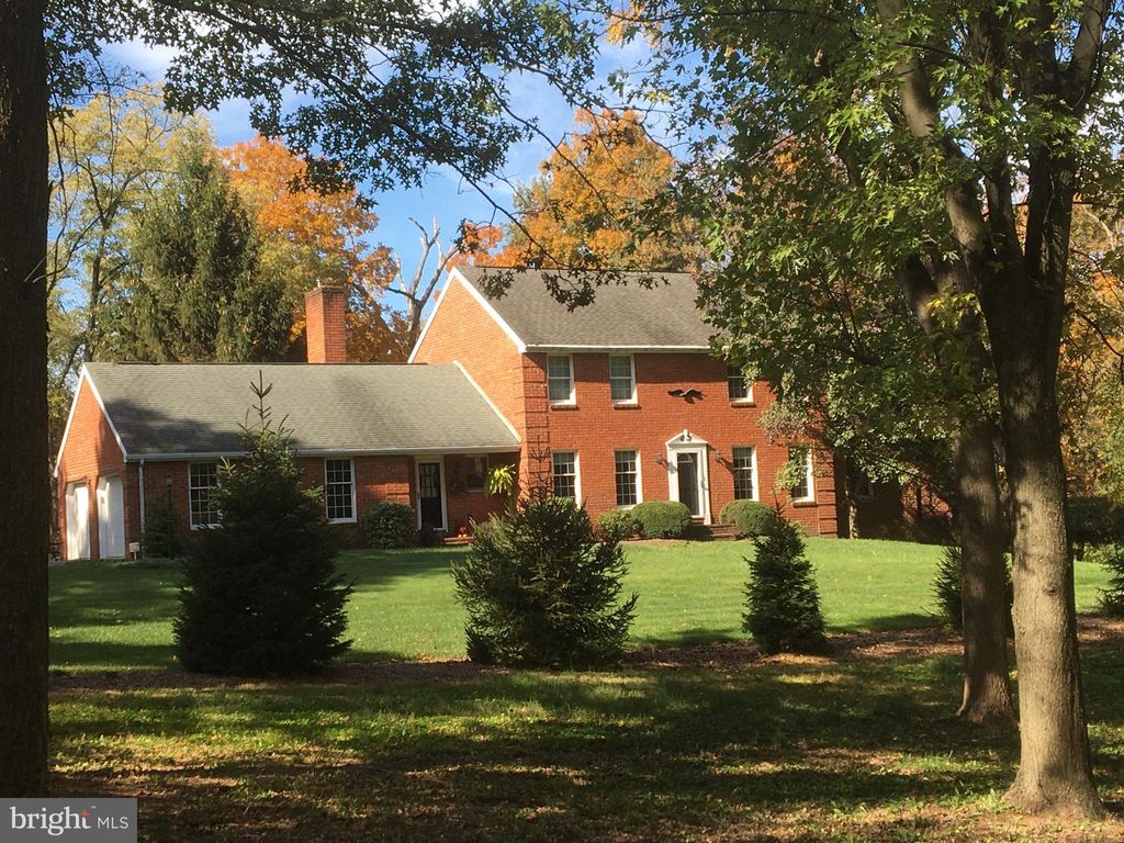 Photo of 69 Parkview Drive, Elizabethtown, PA 17022 (MLS # PALA2046742)