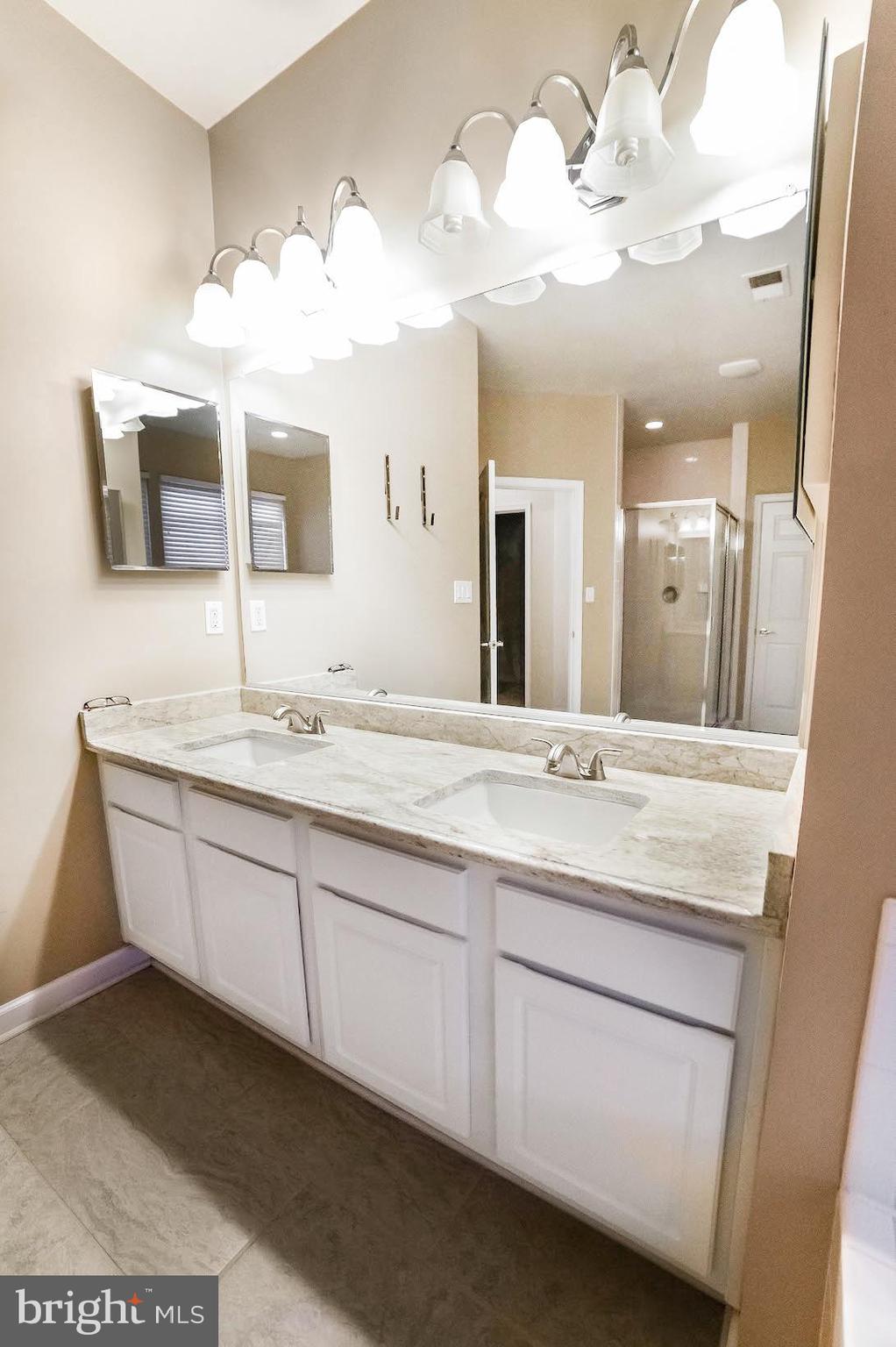 AVALON - Residential