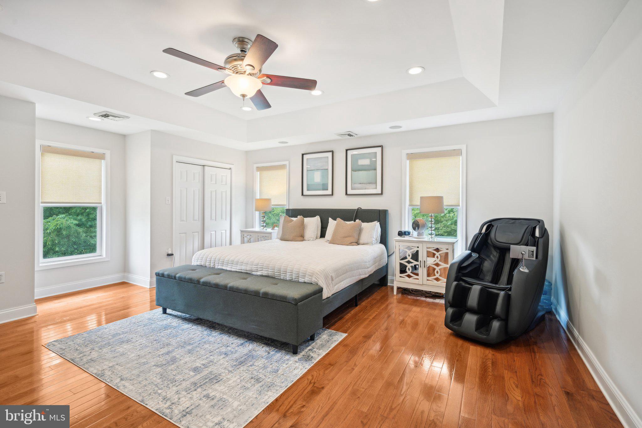 HUNTINGDON VALLEY - Residential