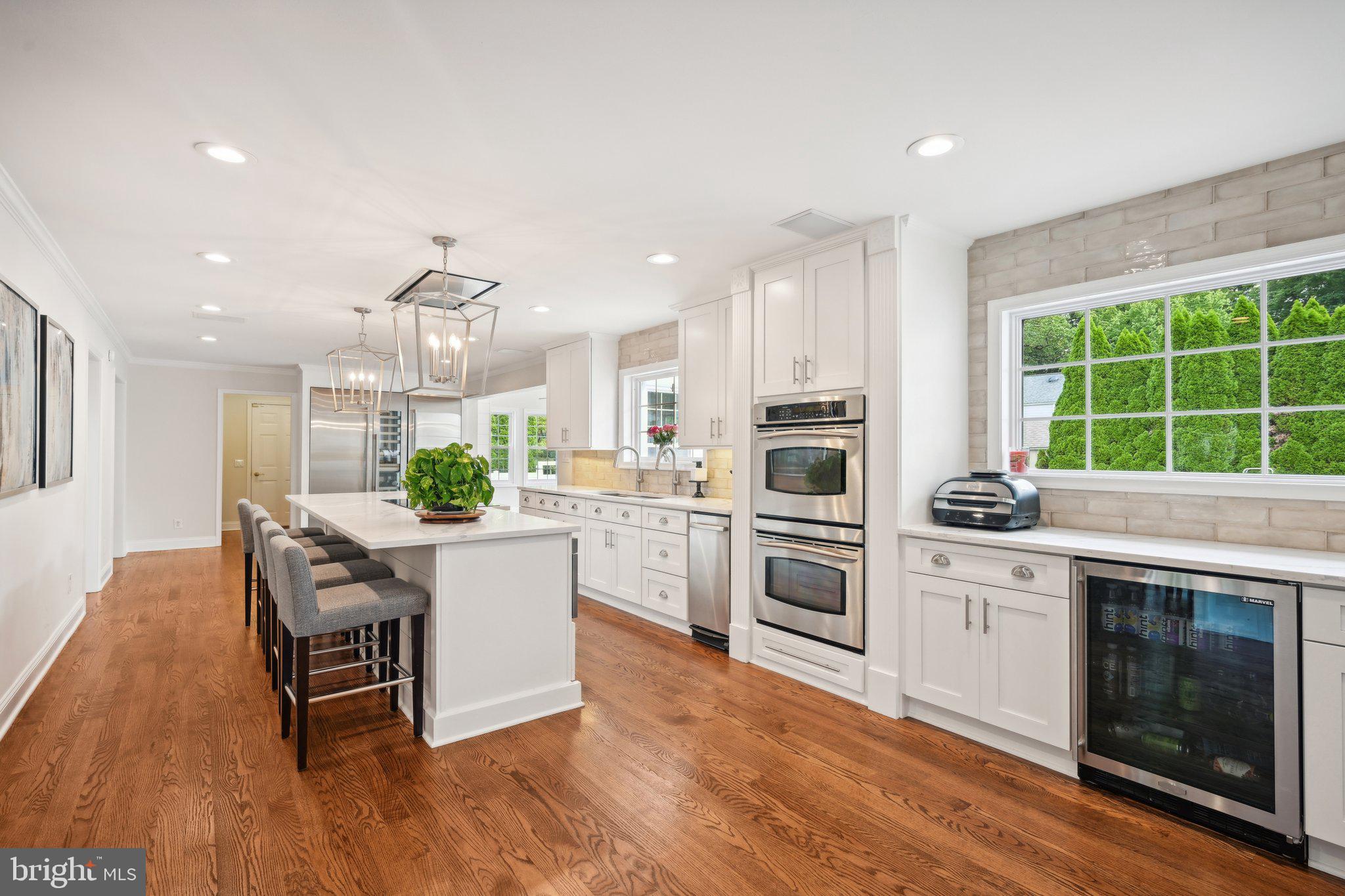 HUNTINGDON VALLEY - Residential