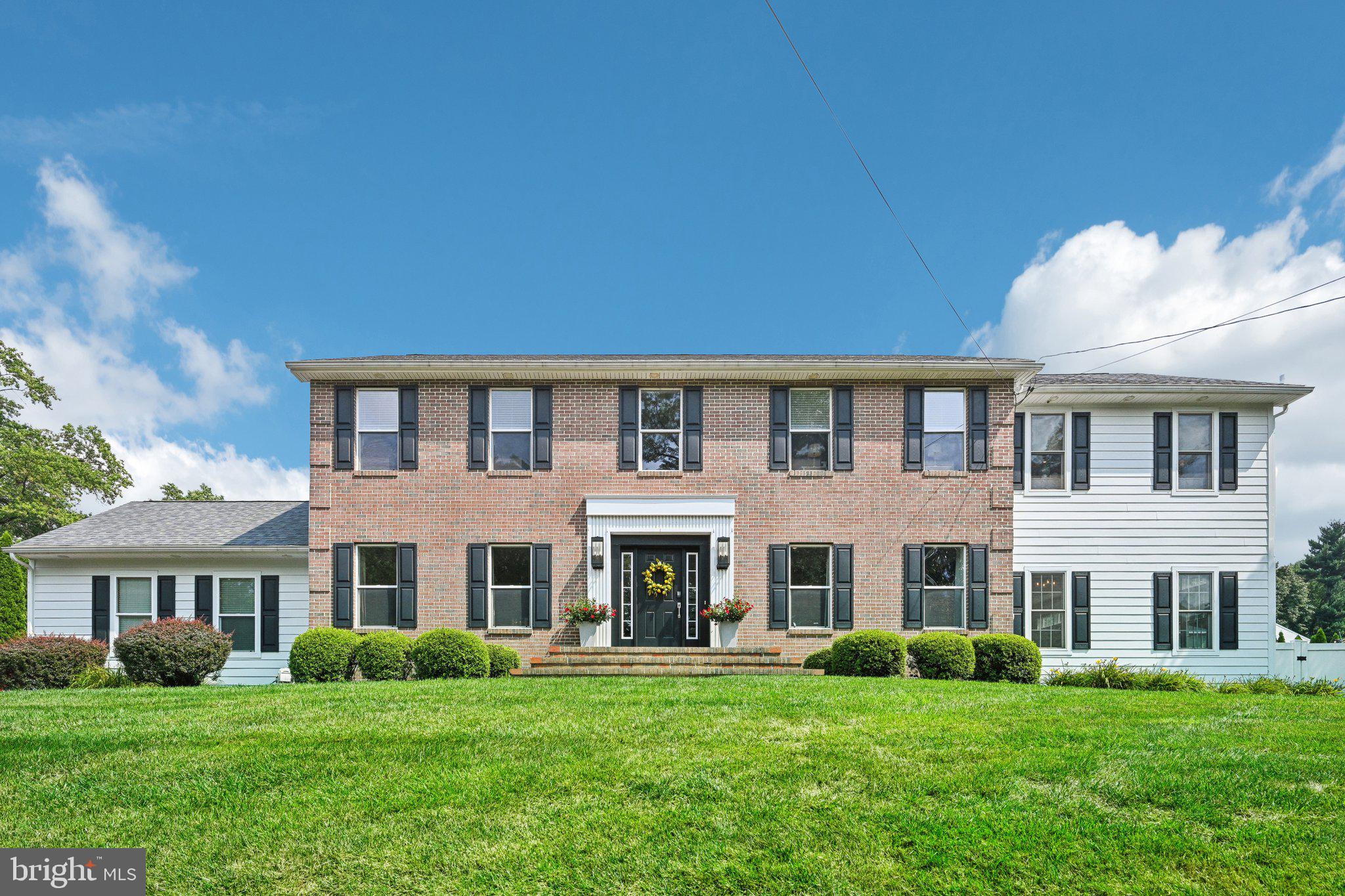 HUNTINGDON VALLEY - Residential