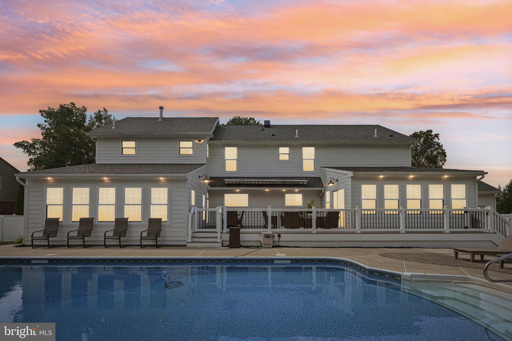 HUNTINGDON VALLEY - Residential