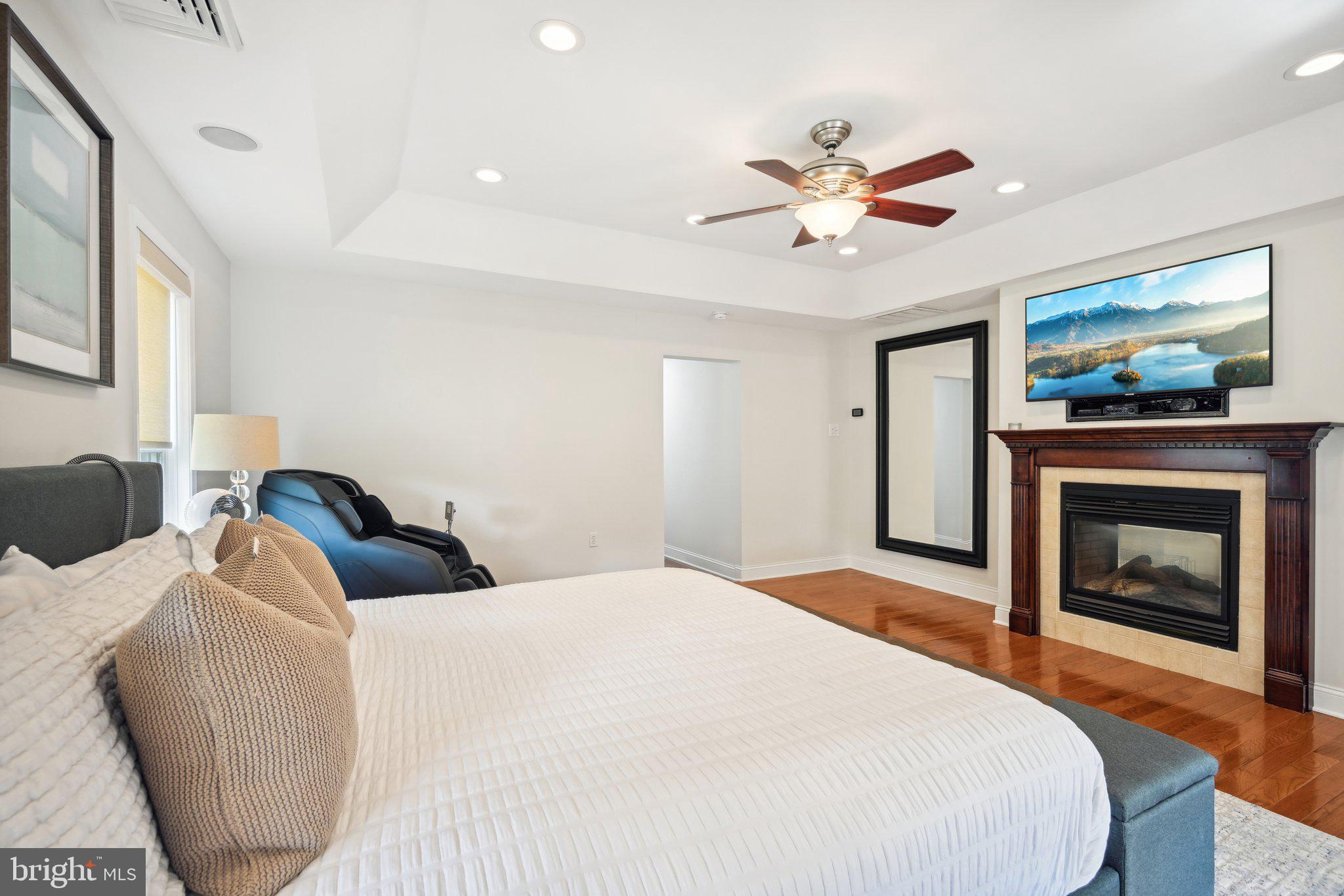 HUNTINGDON VALLEY - Residential