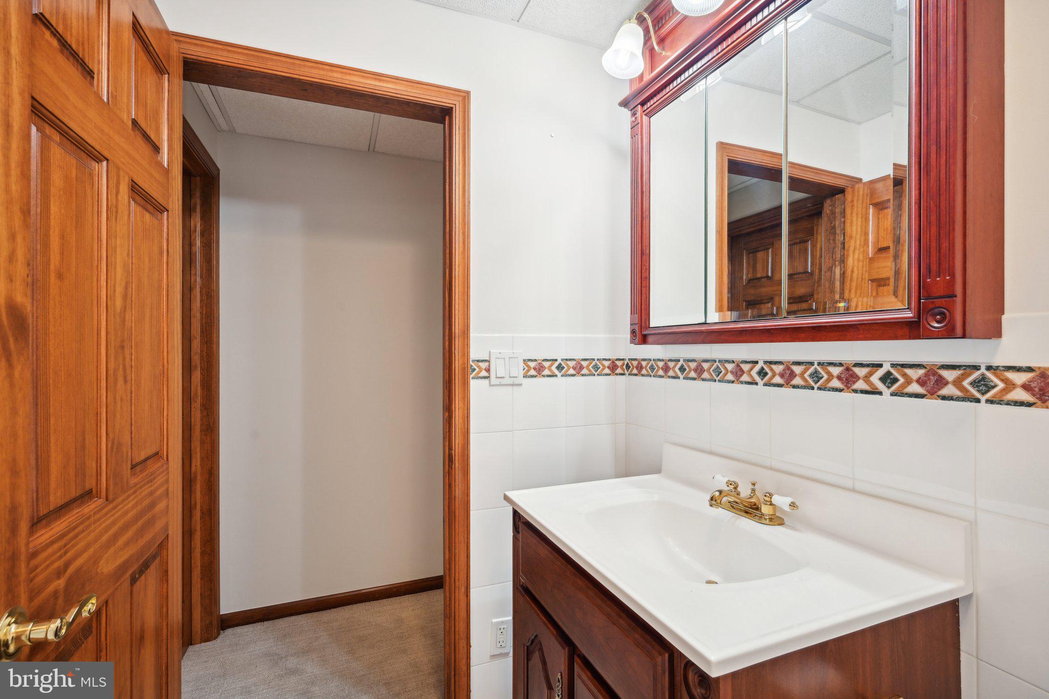 HUNTINGDON VALLEY - Residential