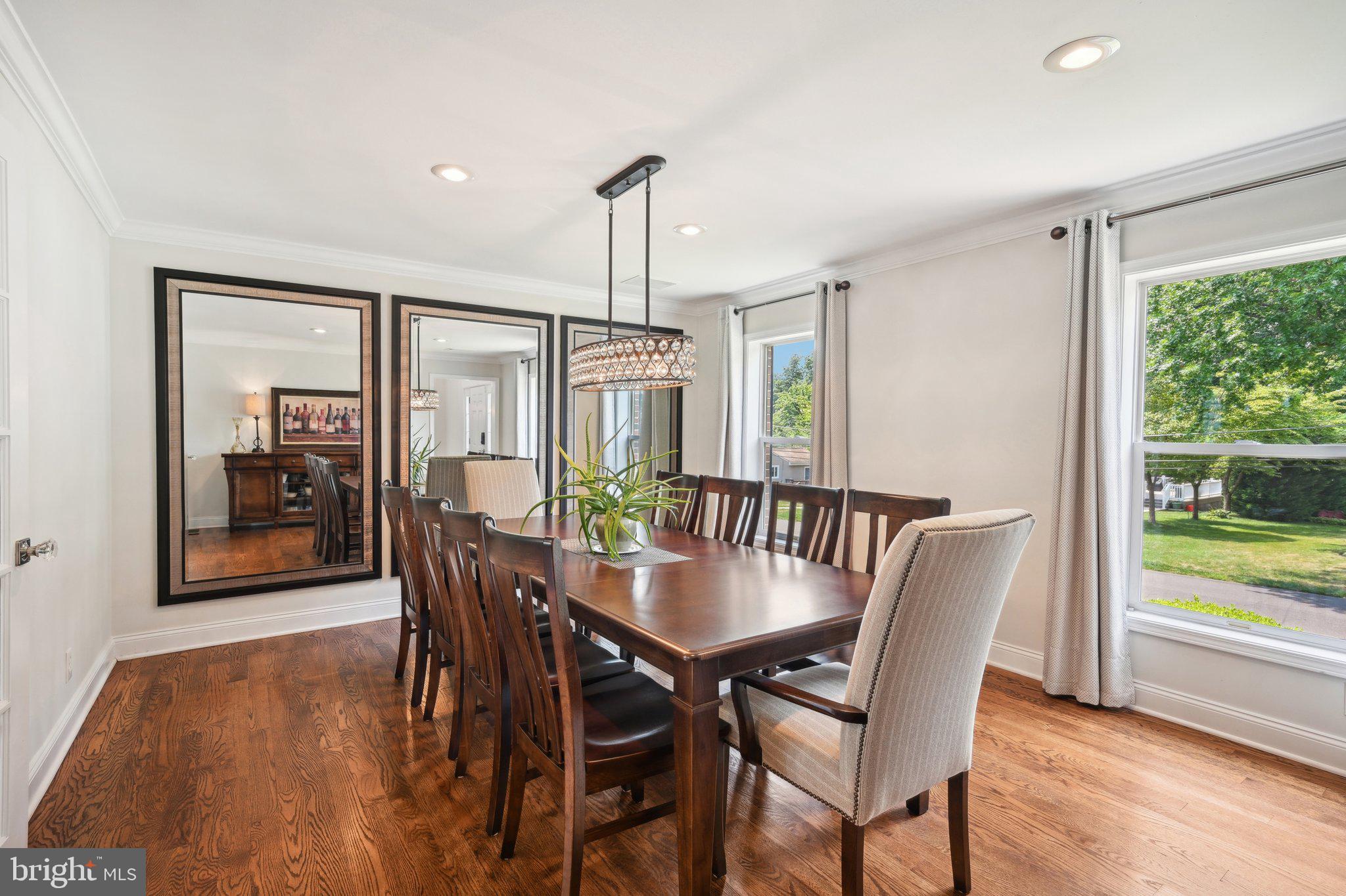 HUNTINGDON VALLEY - Residential