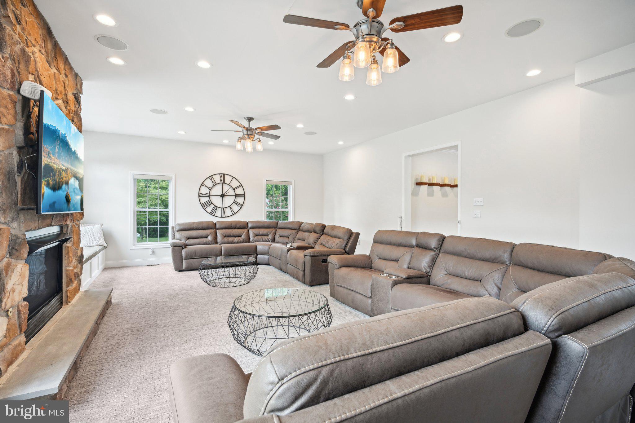 HUNTINGDON VALLEY - Residential