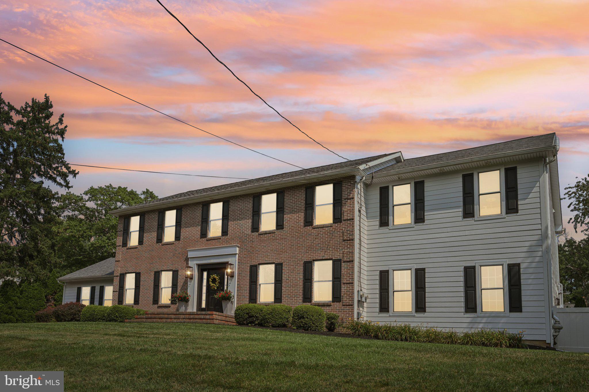 HUNTINGDON VALLEY - Residential